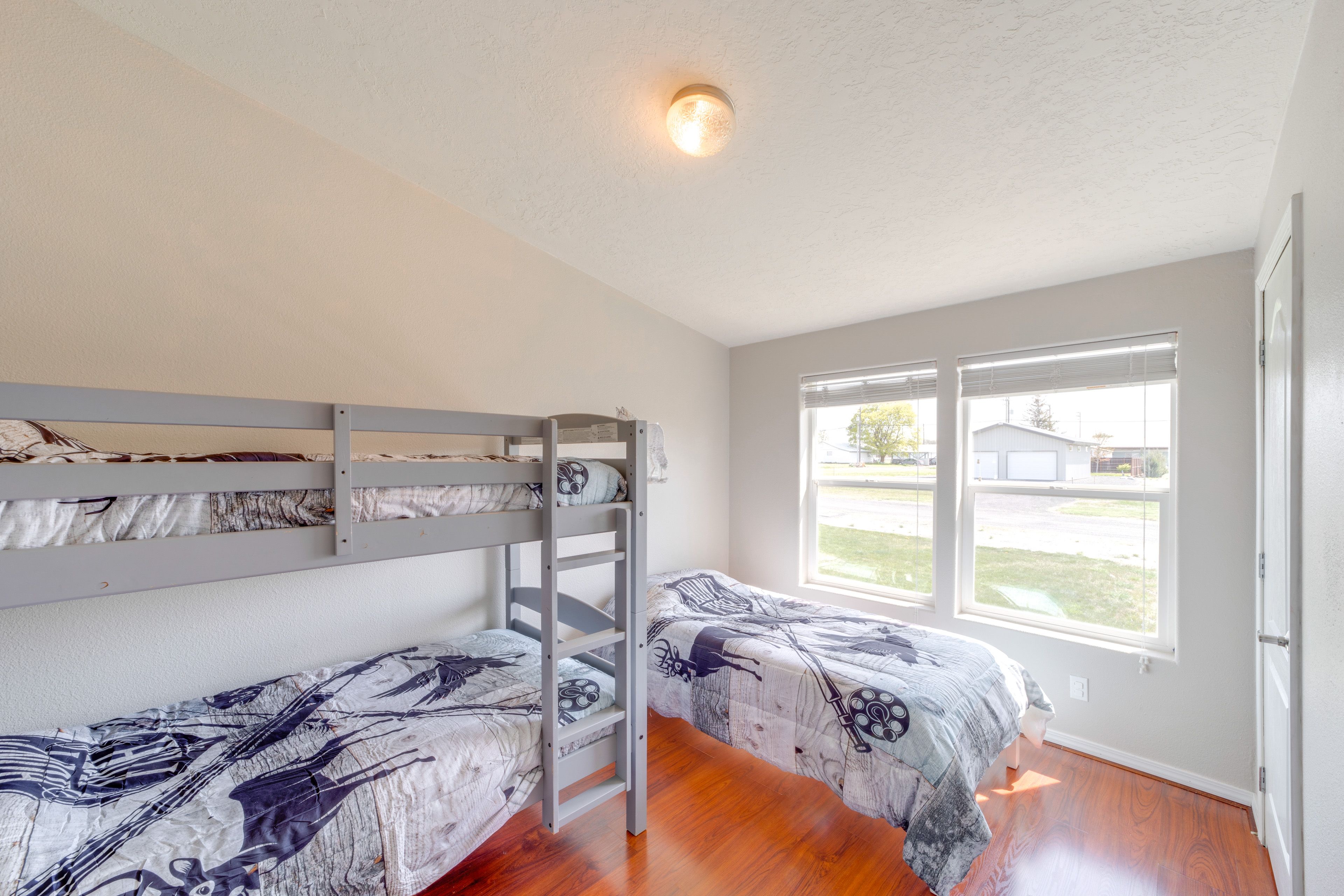 Bedroom 3 | Twin Bunk Bed | Twin Bed | Linens Provided