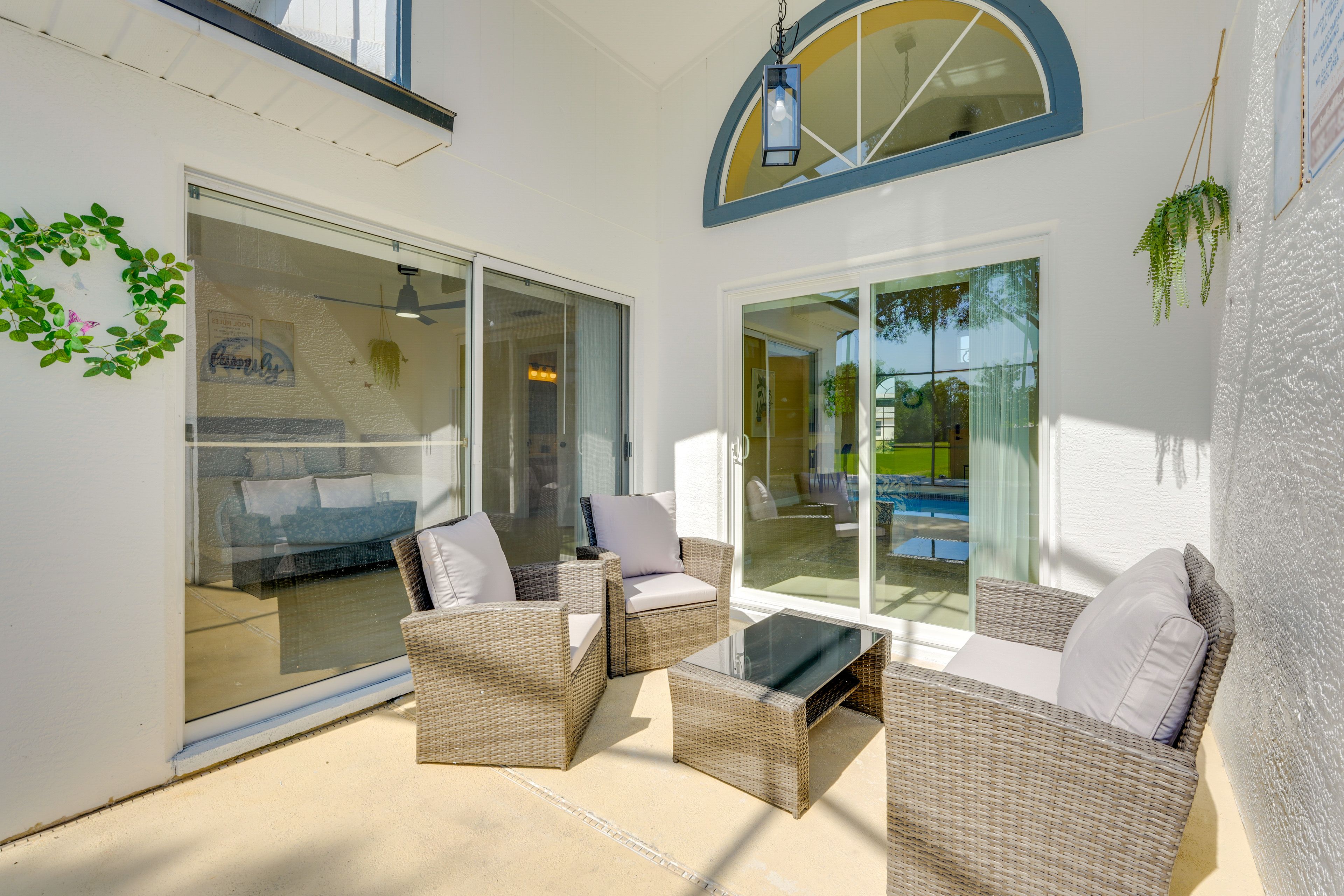 Lanai | Lounge Furniture | Outdoor Dining Area