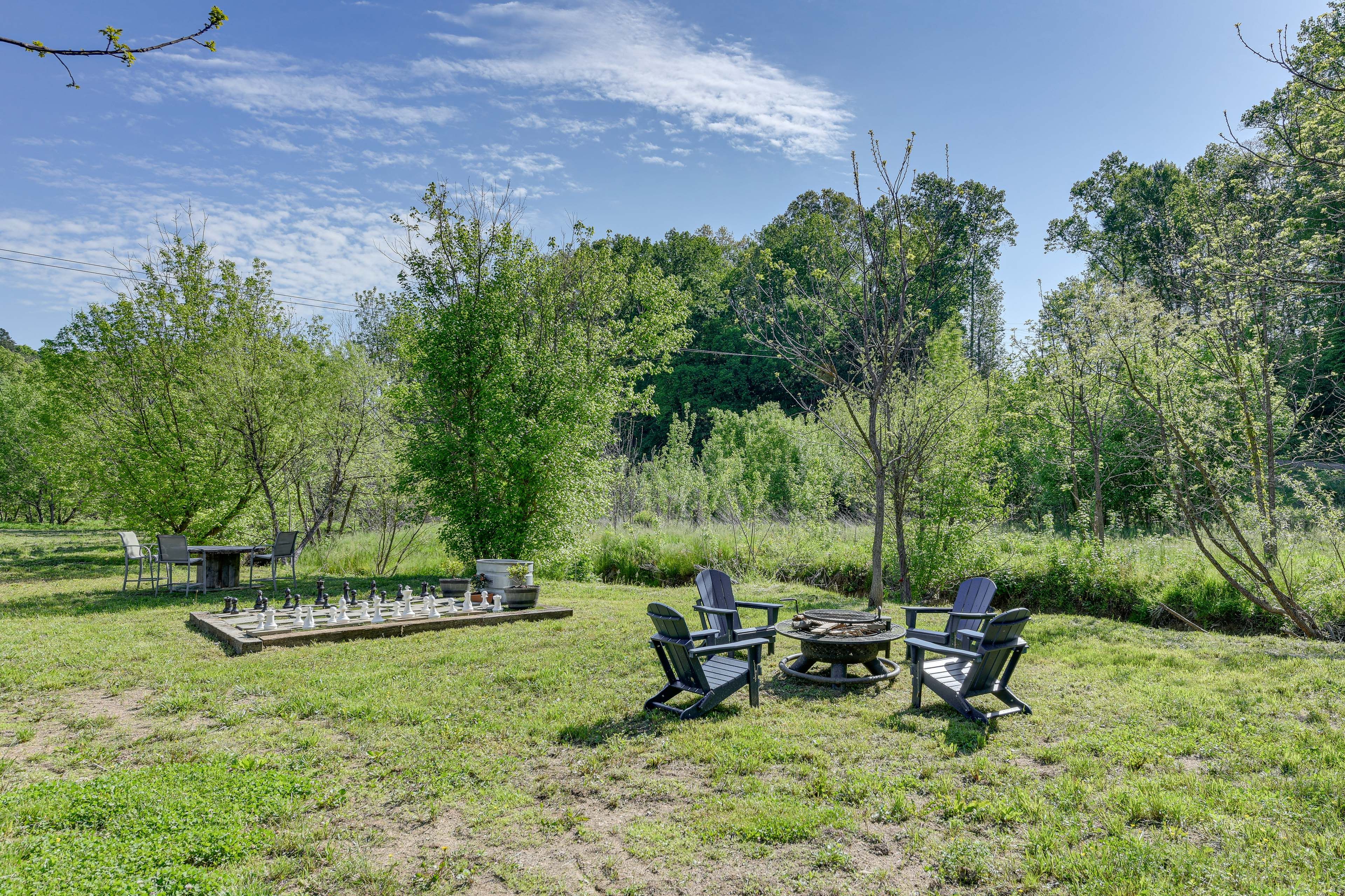 Fire Pit w/ Seating | Giant Chessboard