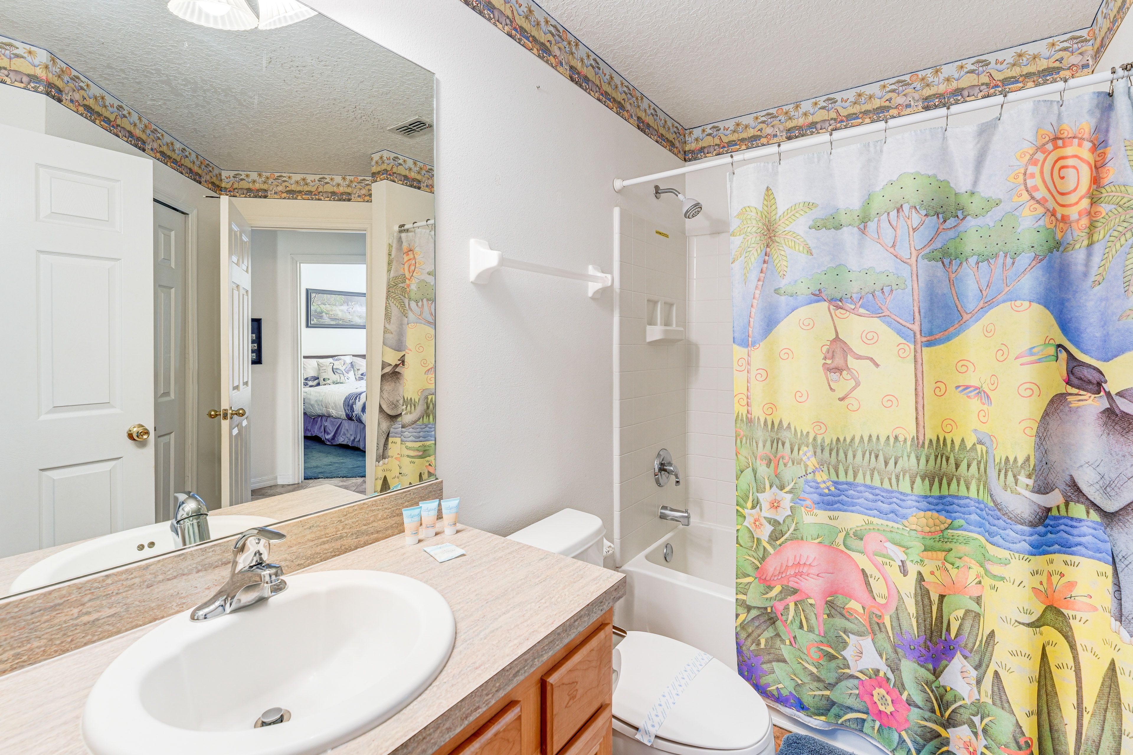 Full Bathroom