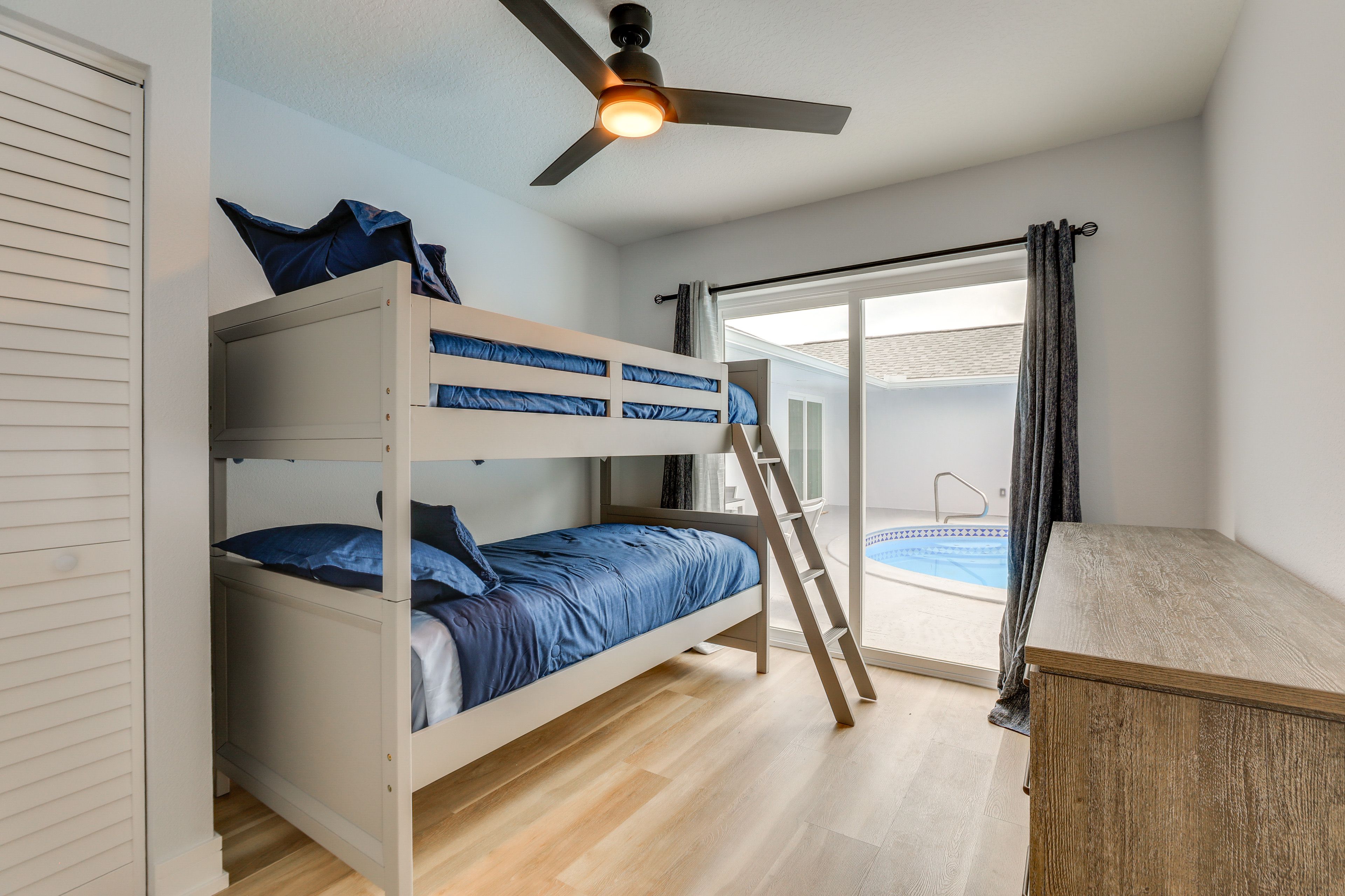 Bedroom 2 | Twin Bunk Bed