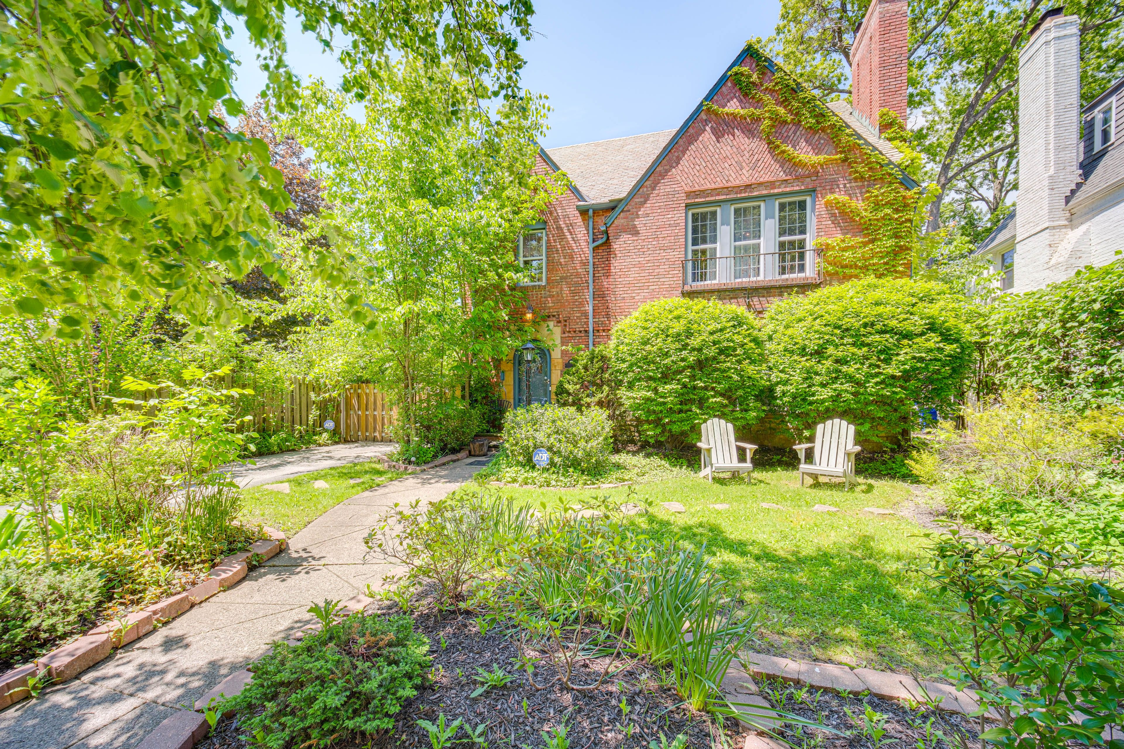 University Heights Vacation Rental | 4BR | 2.5BA | 3 Steps to Enter