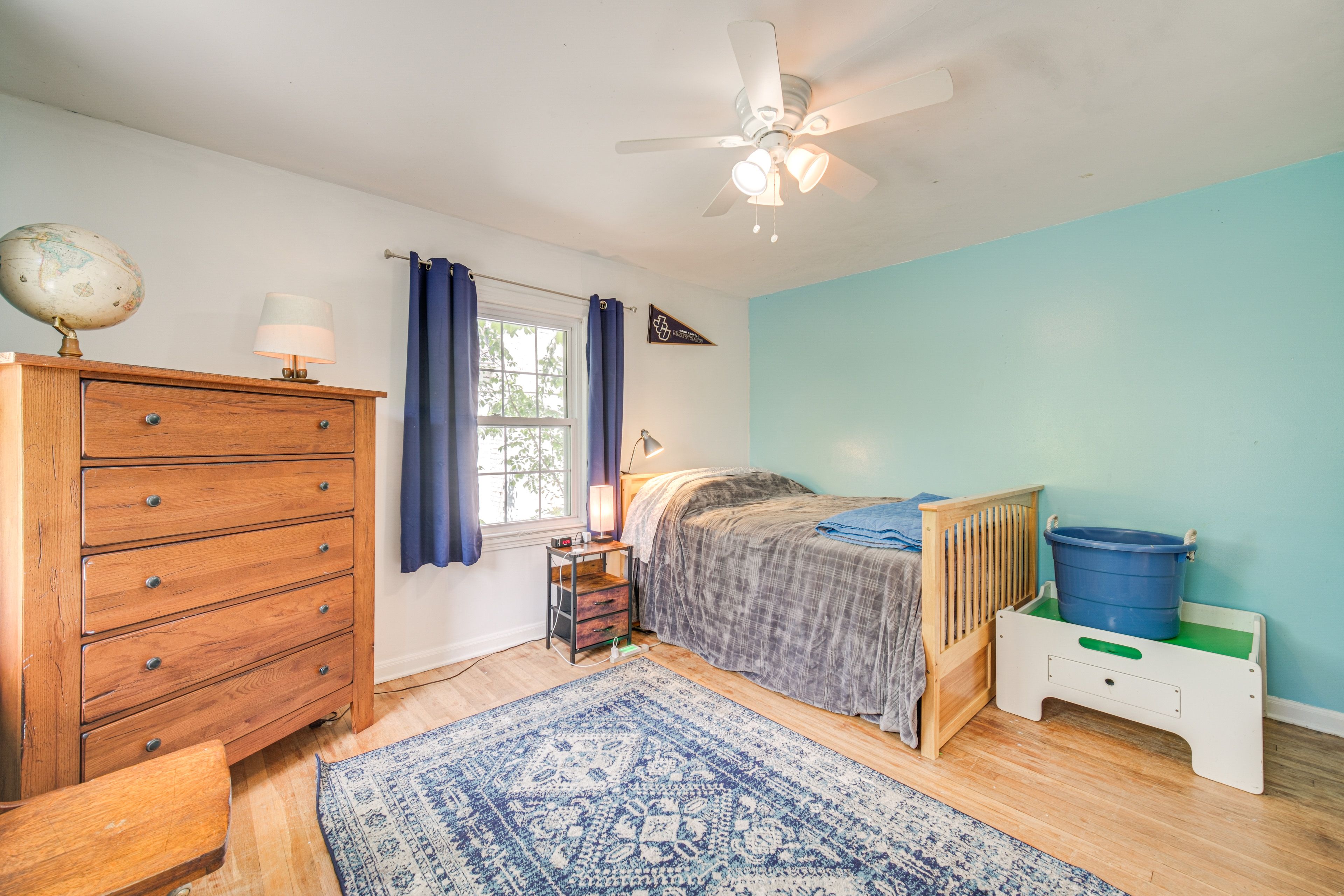 Bedroom 1 | 2nd Floor | Queen Bed w/ Queen Trundle | Linens Provided