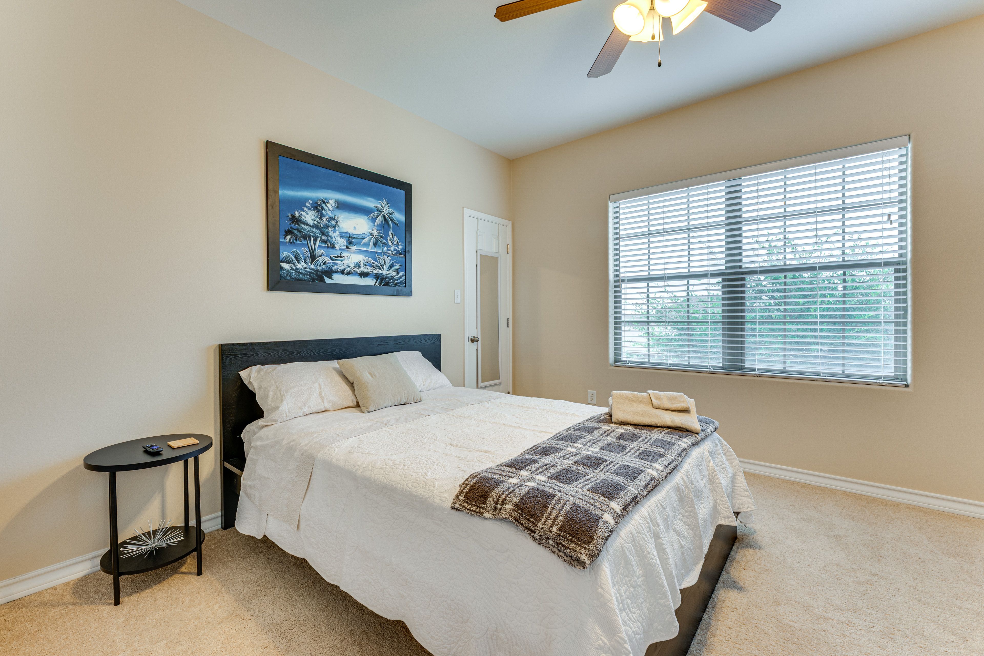 Bedroom 3 | 2nd Floor | Queen Bed