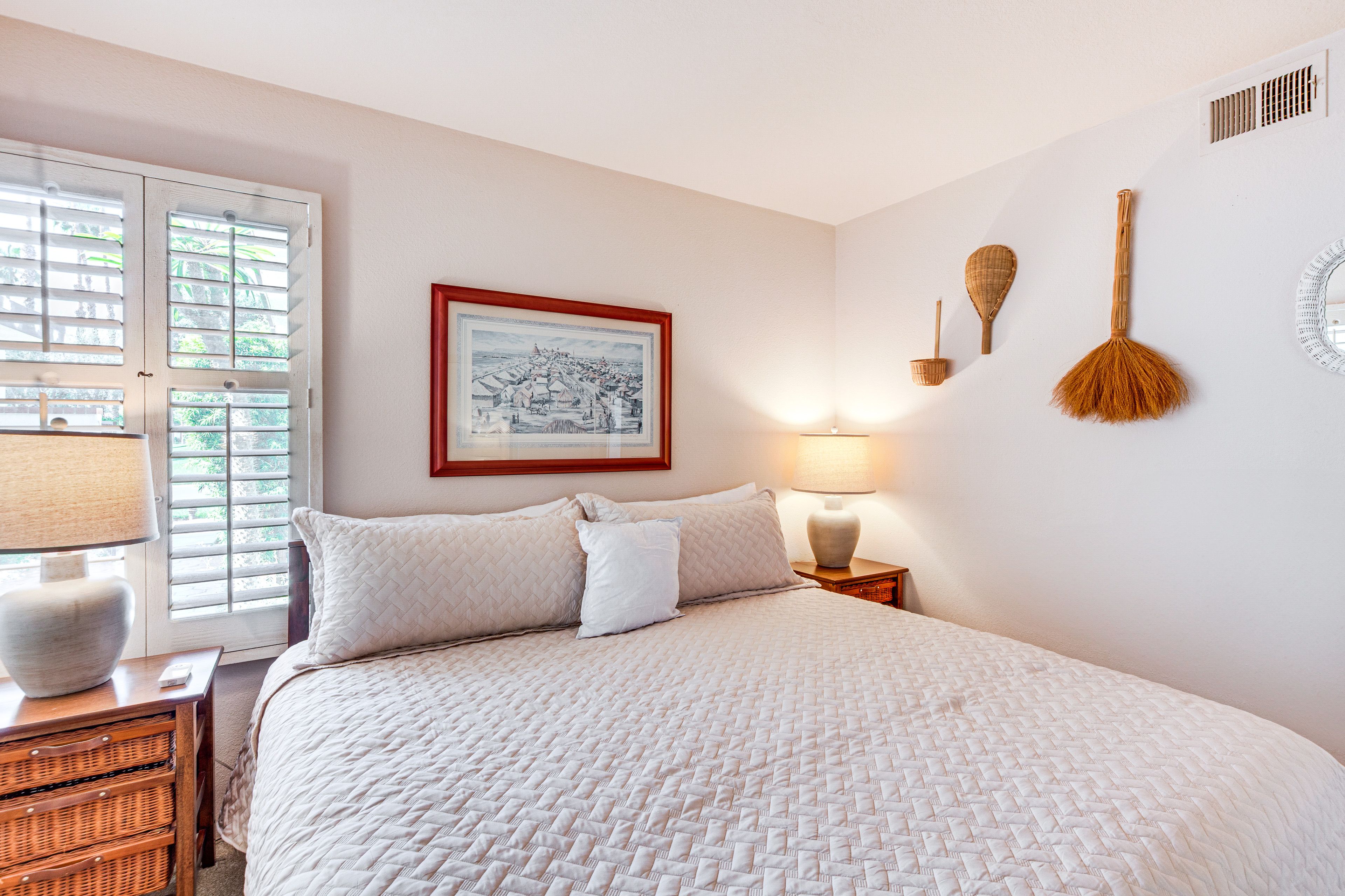 Bedroom 2 | California King Bed | Smart TV