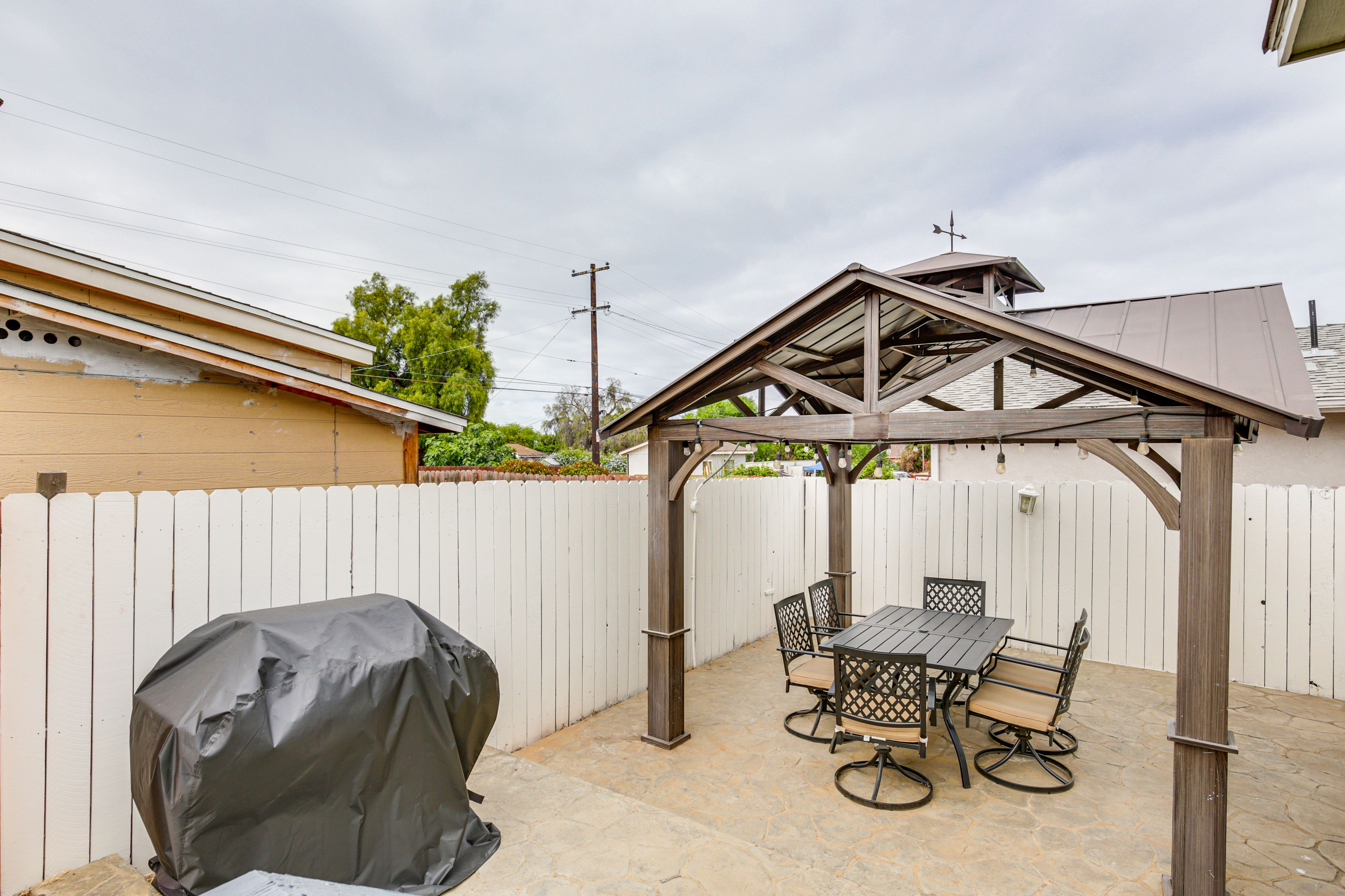 Outdoor Space | Gas Grill