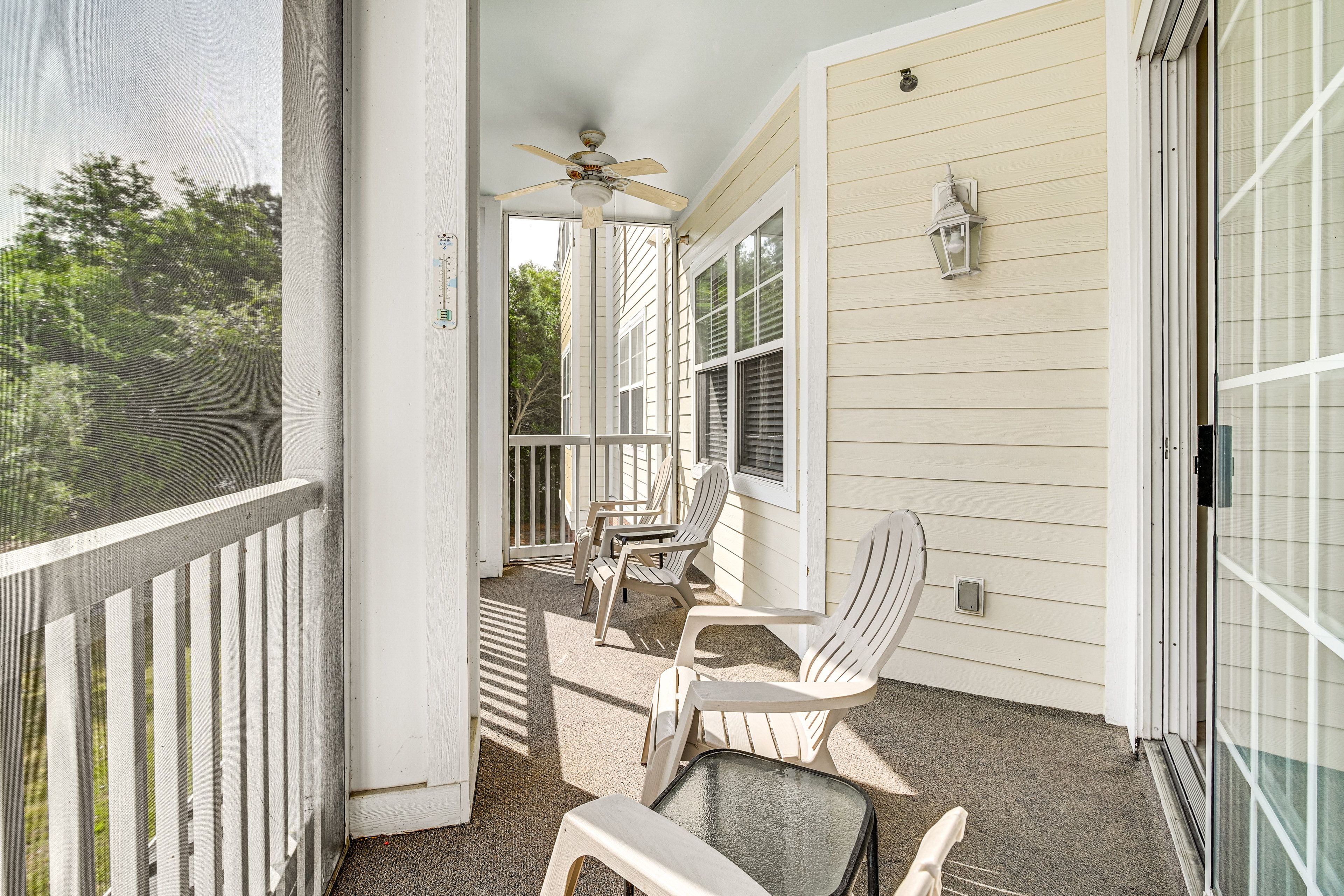 Screened Porch | Seating