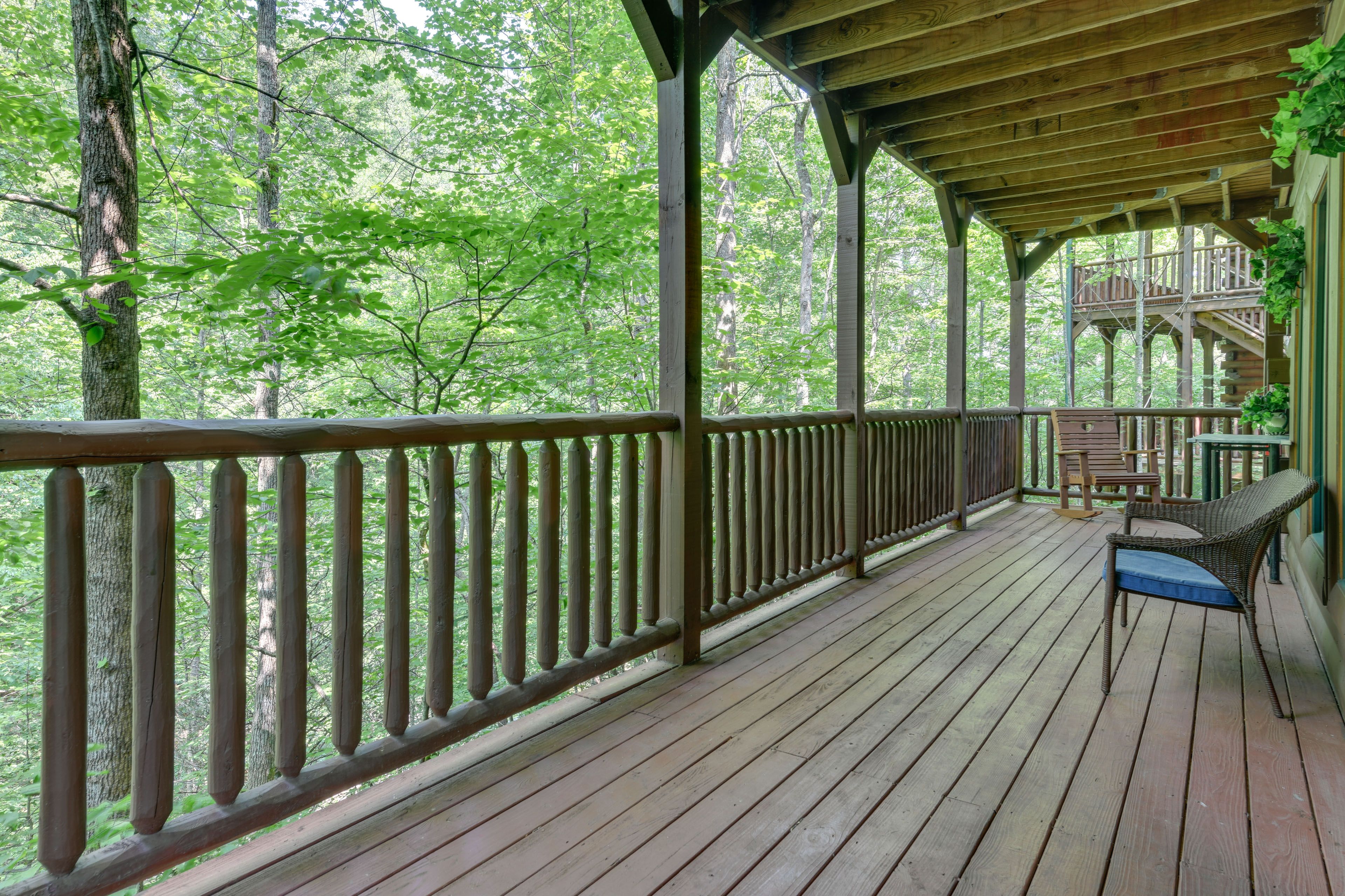 Lower Deck | Private Hot Tub