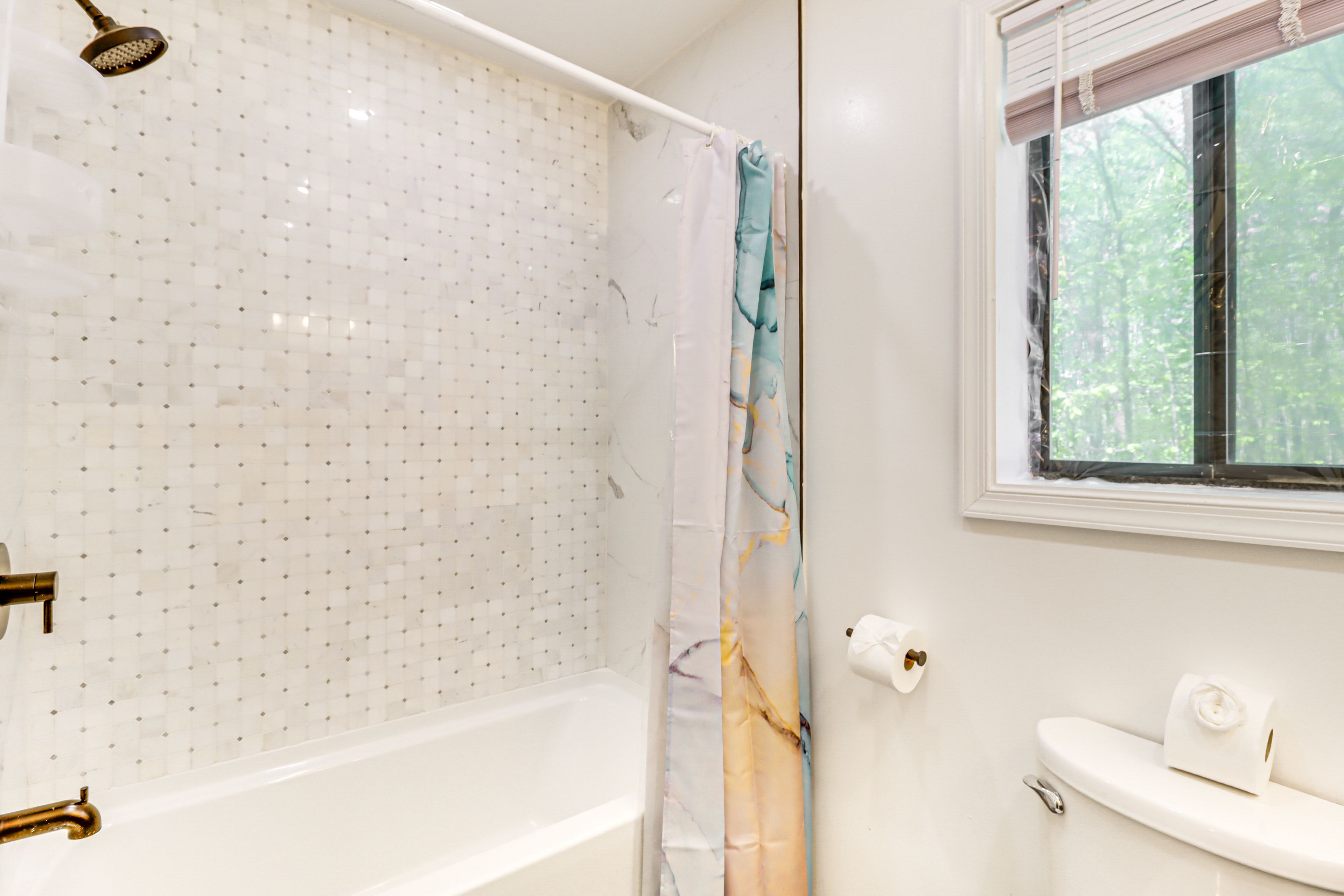 Full Bathroom | Lower Floor