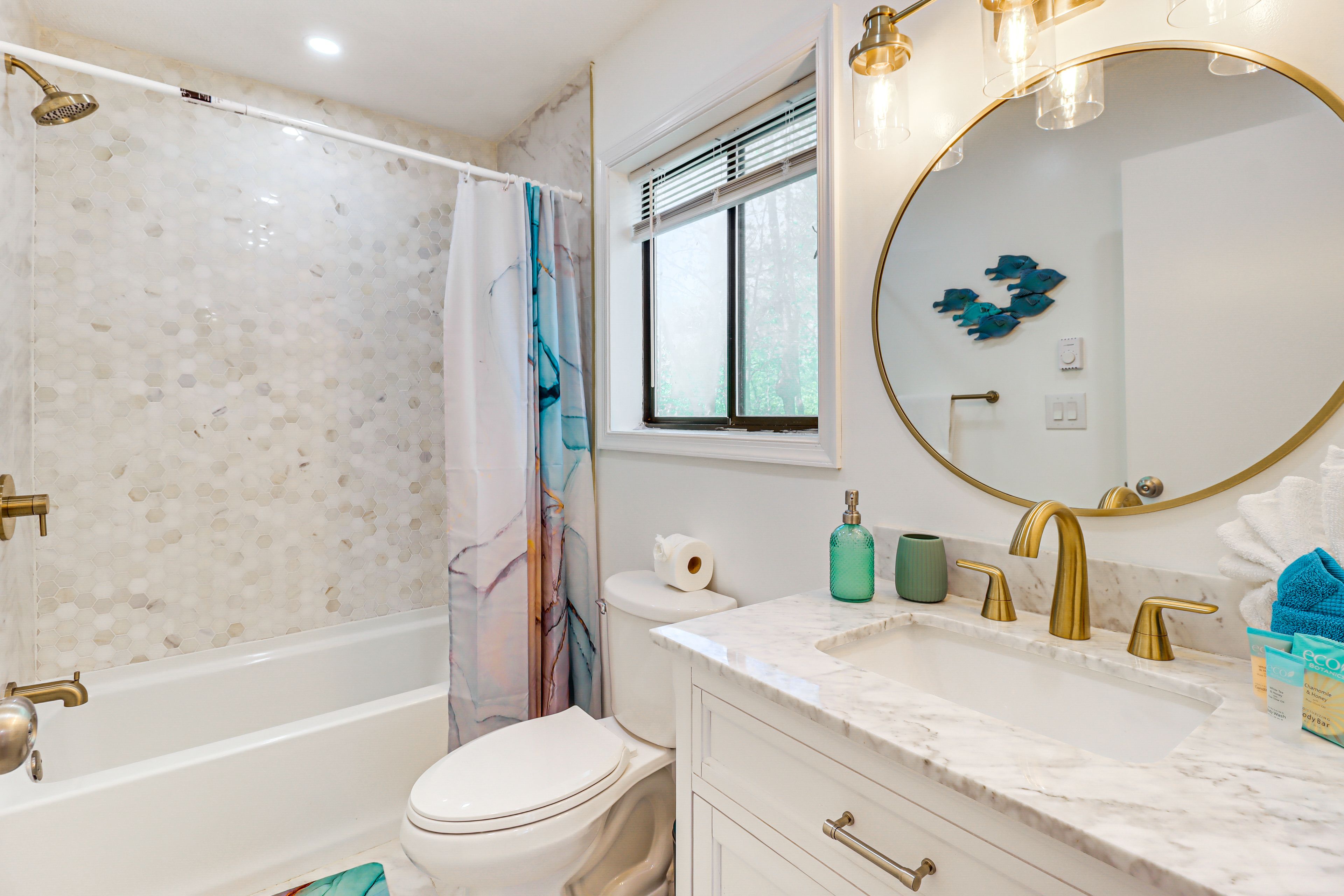 En-Suite Bathroom | Main Floor
