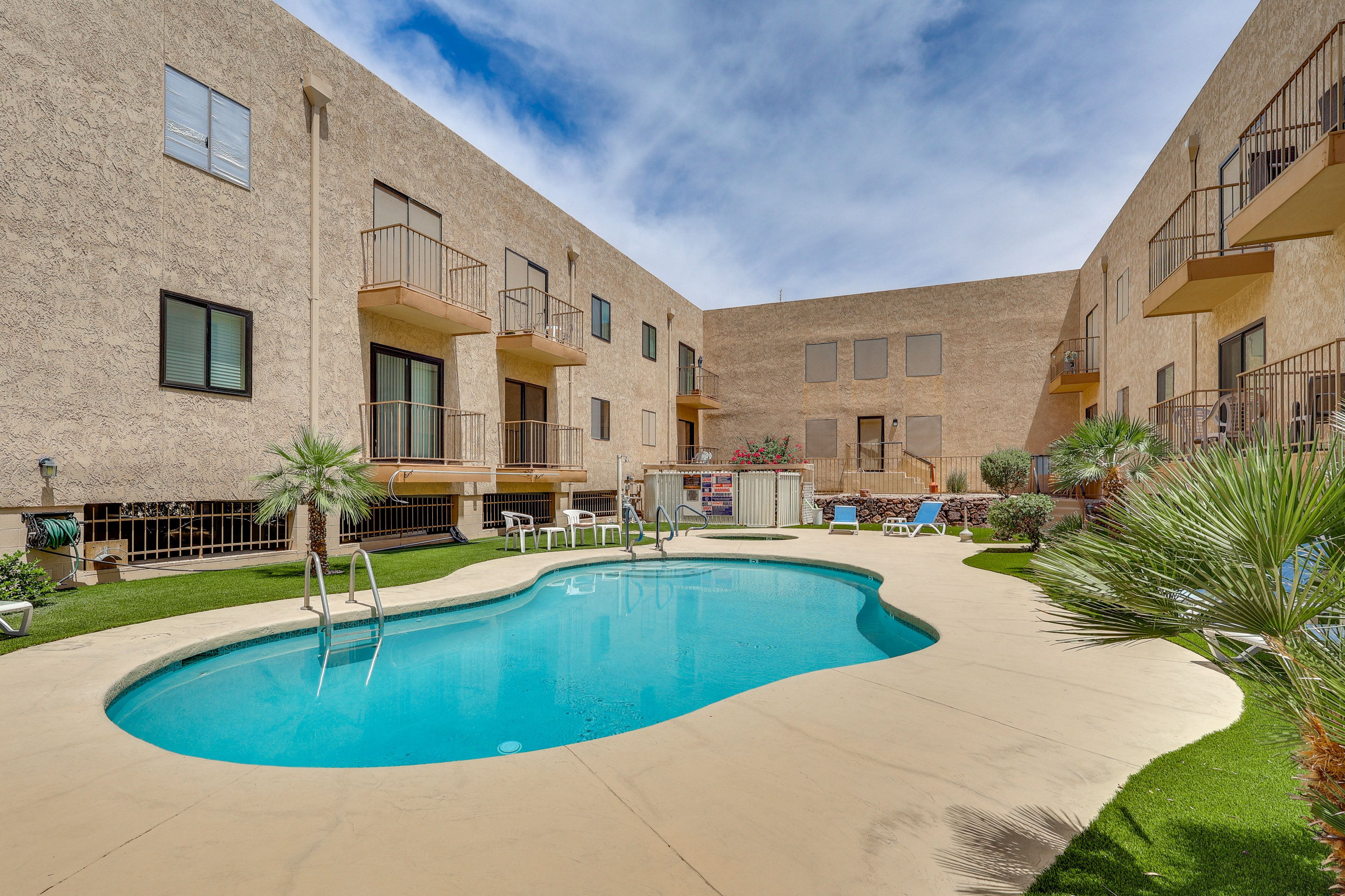 Lake Havasu City Vacation Rental | 1BR | 1.5BA | 771 Sq Ft | Step-Free Access