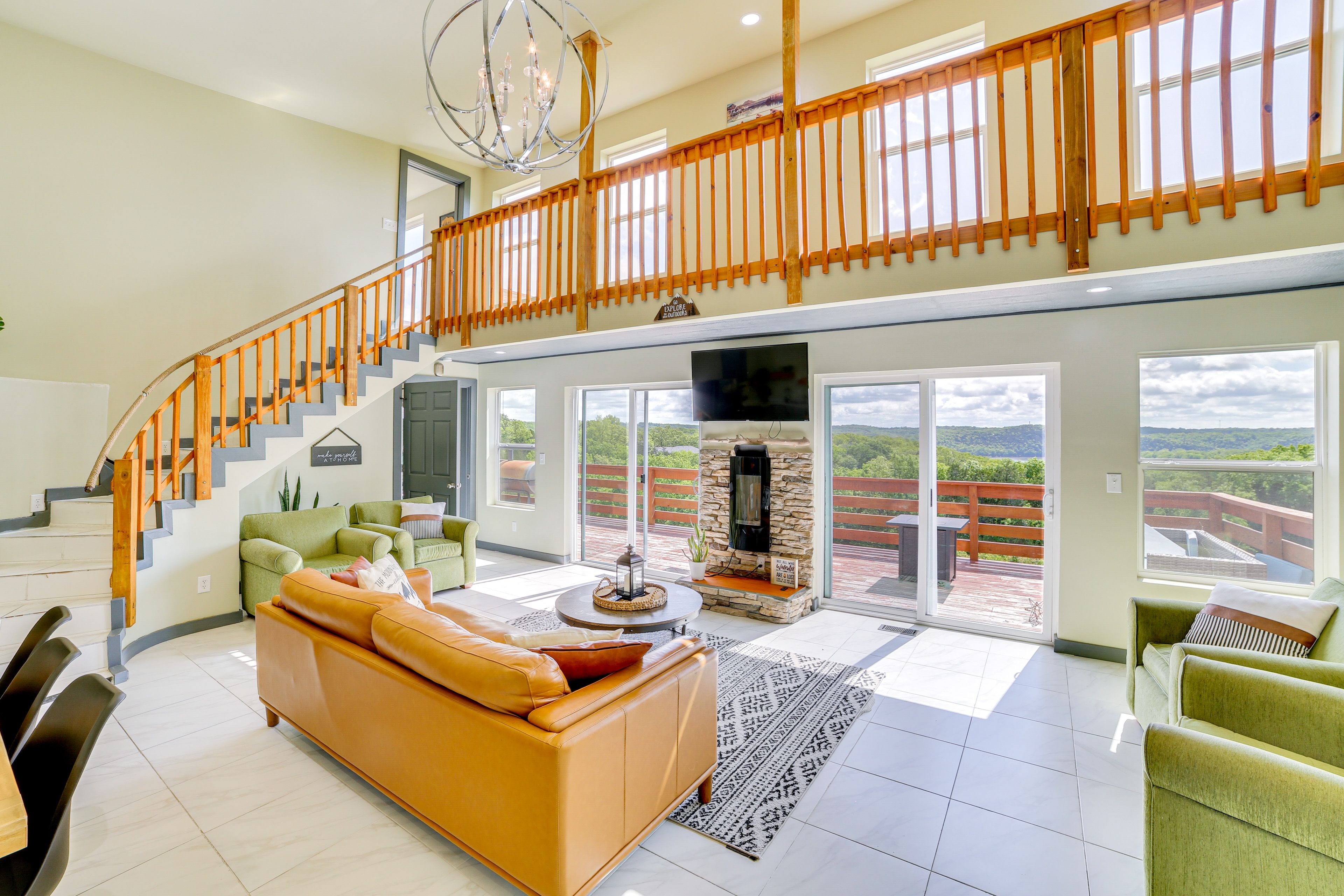 Forsyth Vacation Rental | 3BR | 2BA | 2,100 Sq Ft | 4 Steps Required