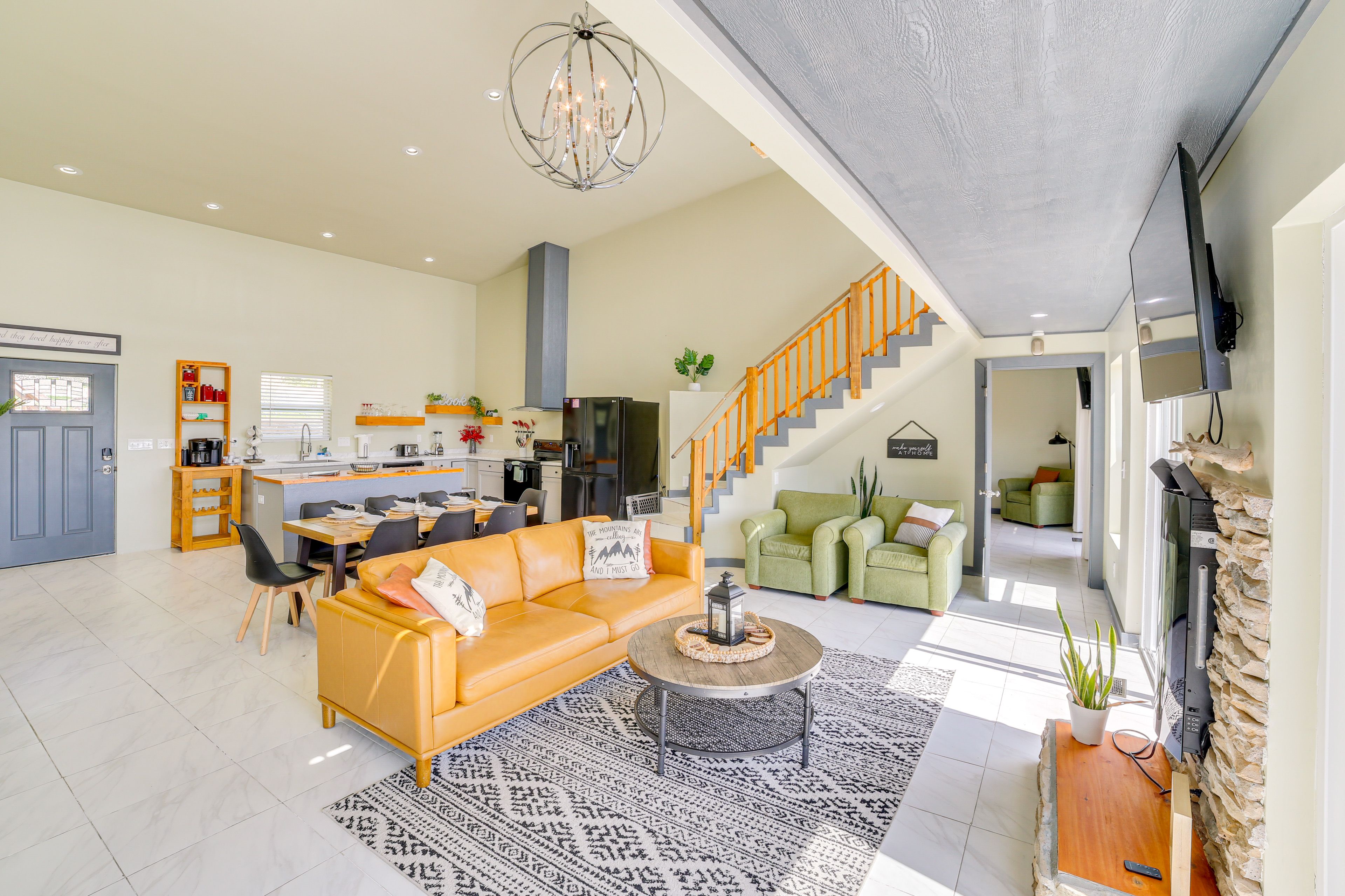 Living Room | 1st Floor | Smart TV | Fireplace