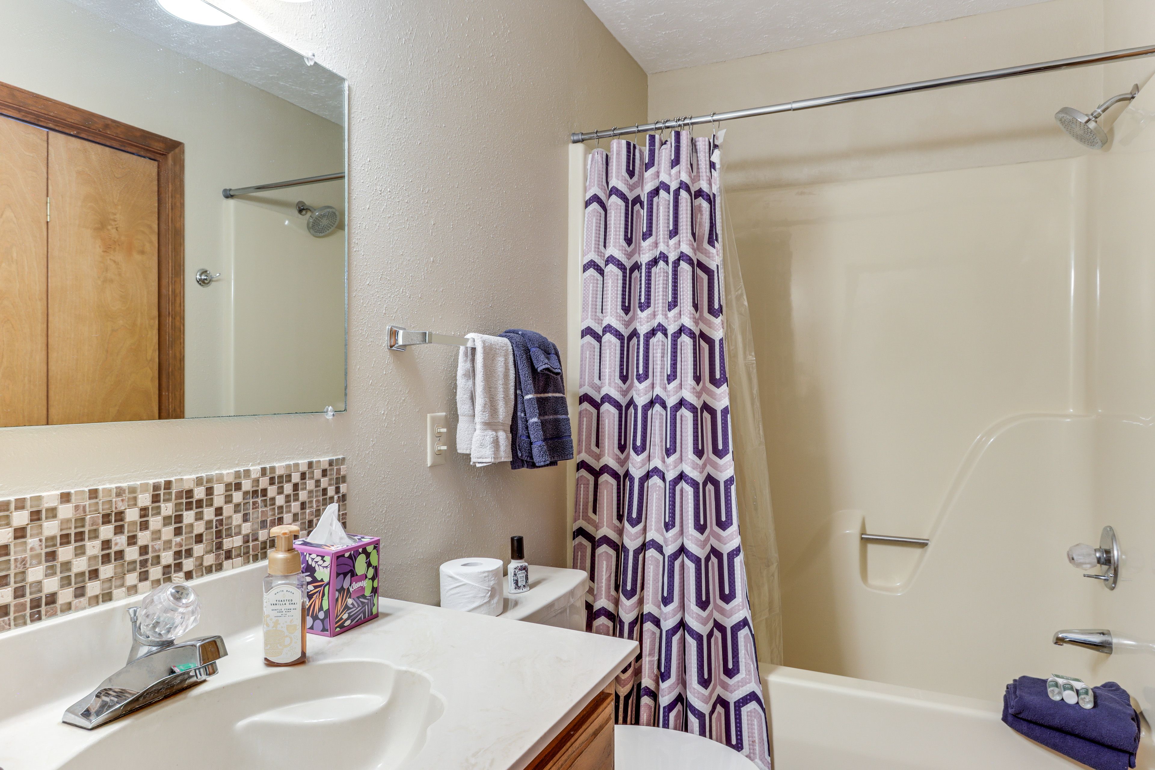 En-Suite Bathroom | Complimentary Toiletries