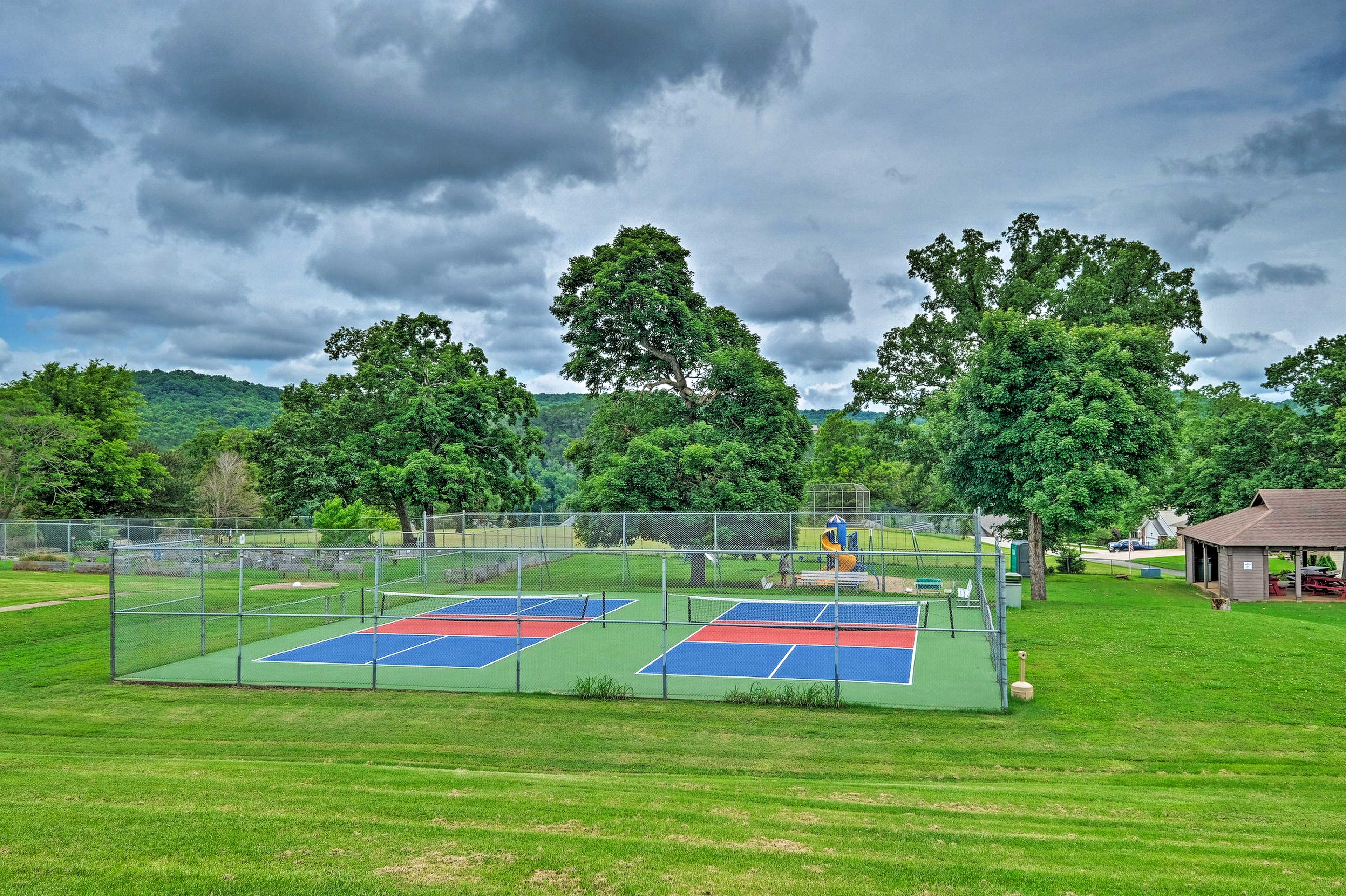 Holiday Island | Community Amenities