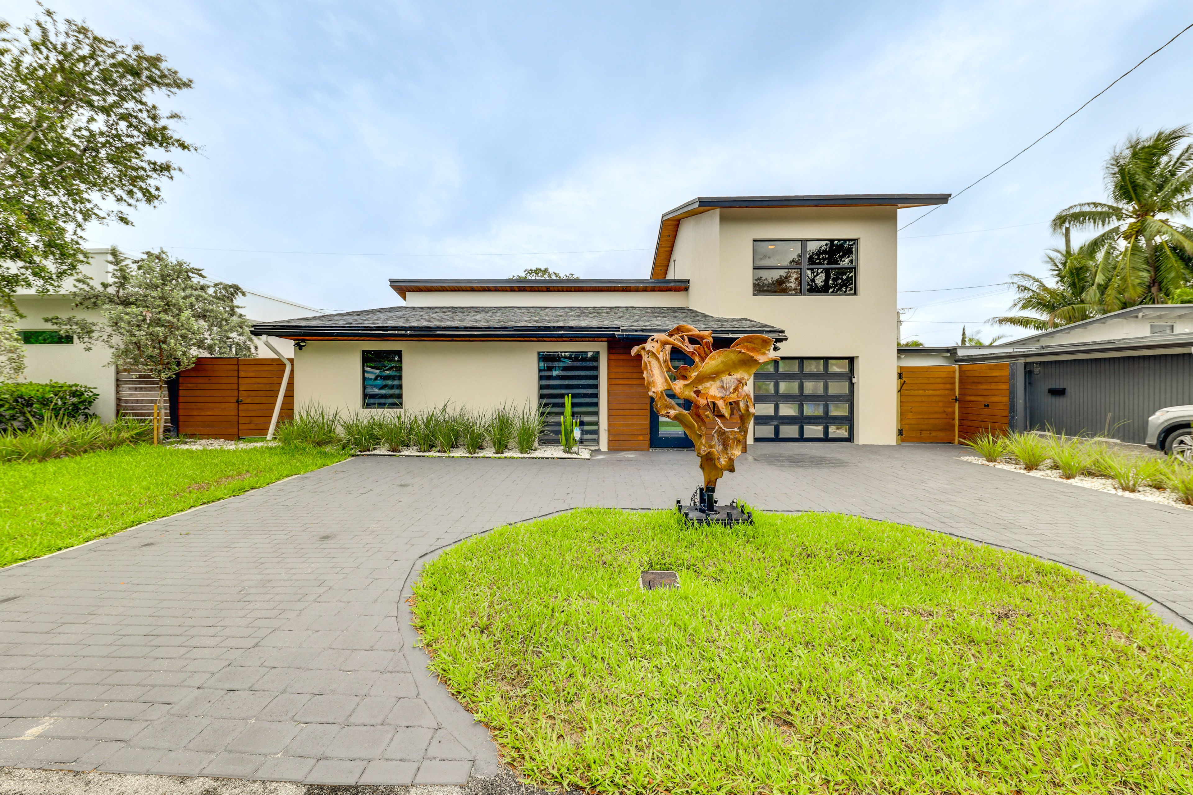 Property Exterior | Side Street (1 Vehicle)