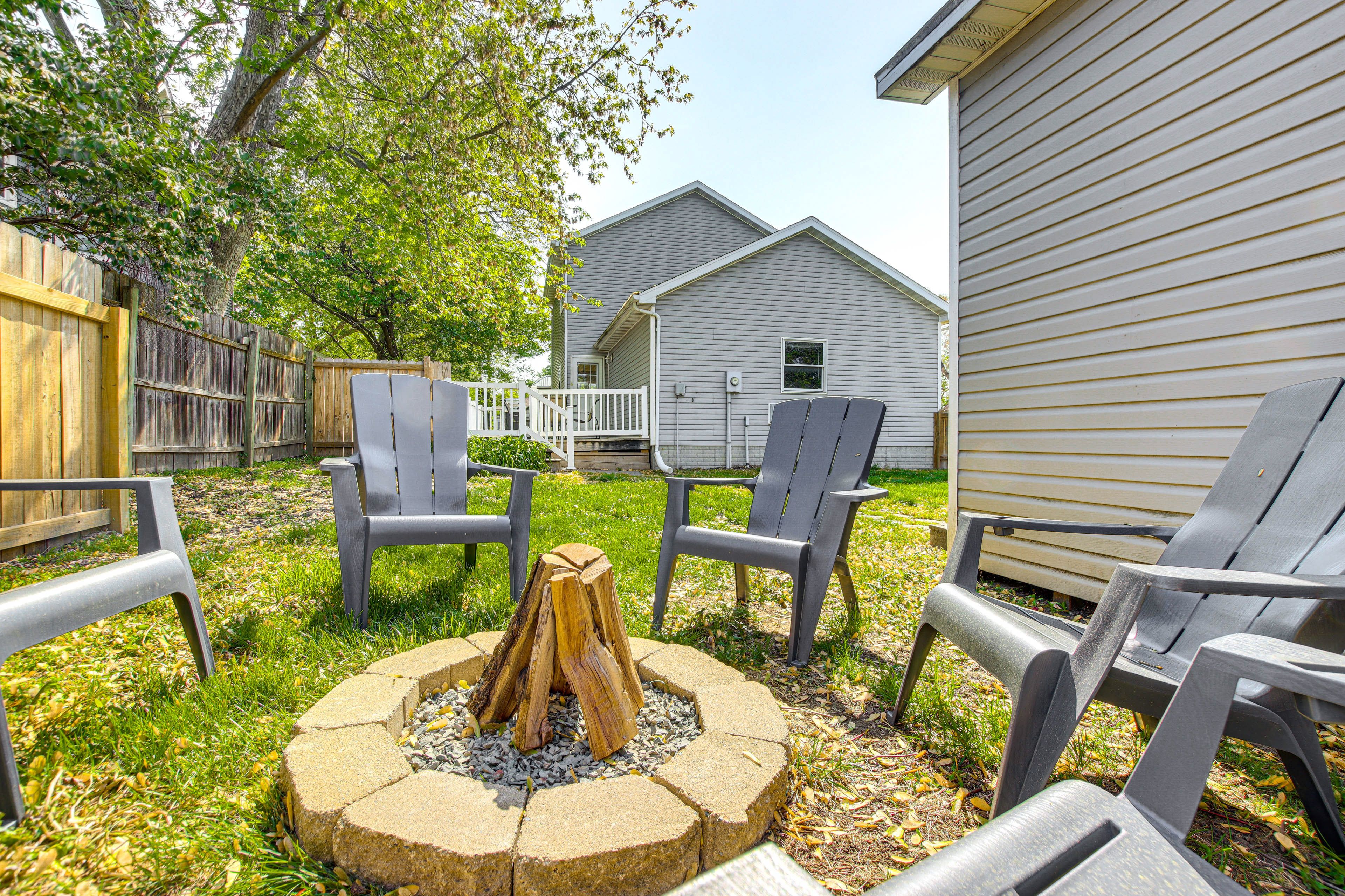 Fenced Backyard | Fire Pit