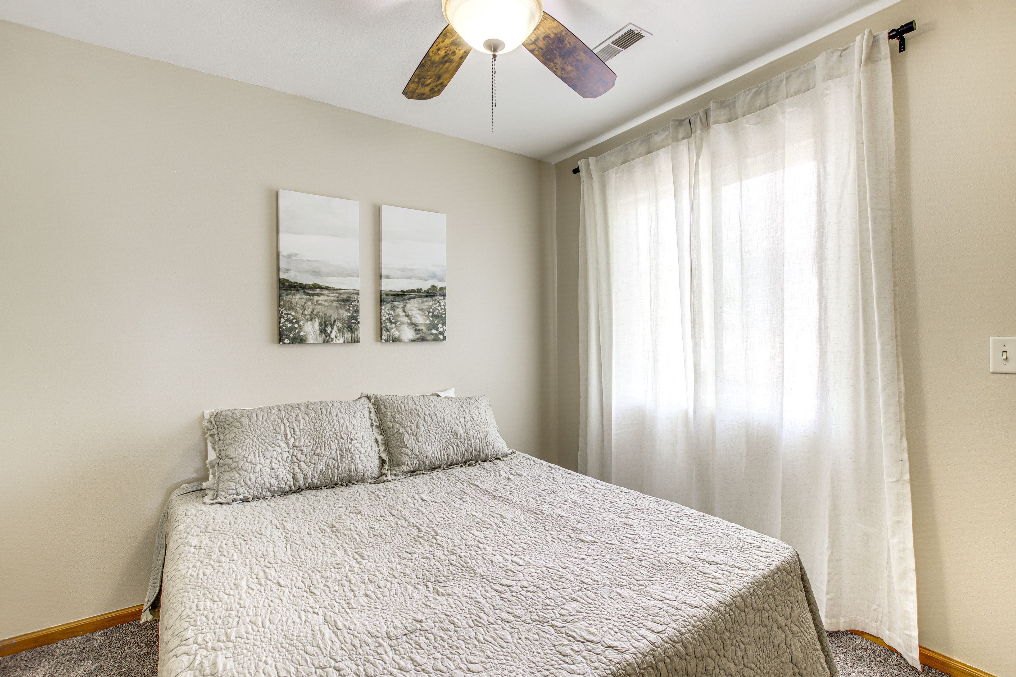 Bedroom 2 | Upper Level | Queen Bed