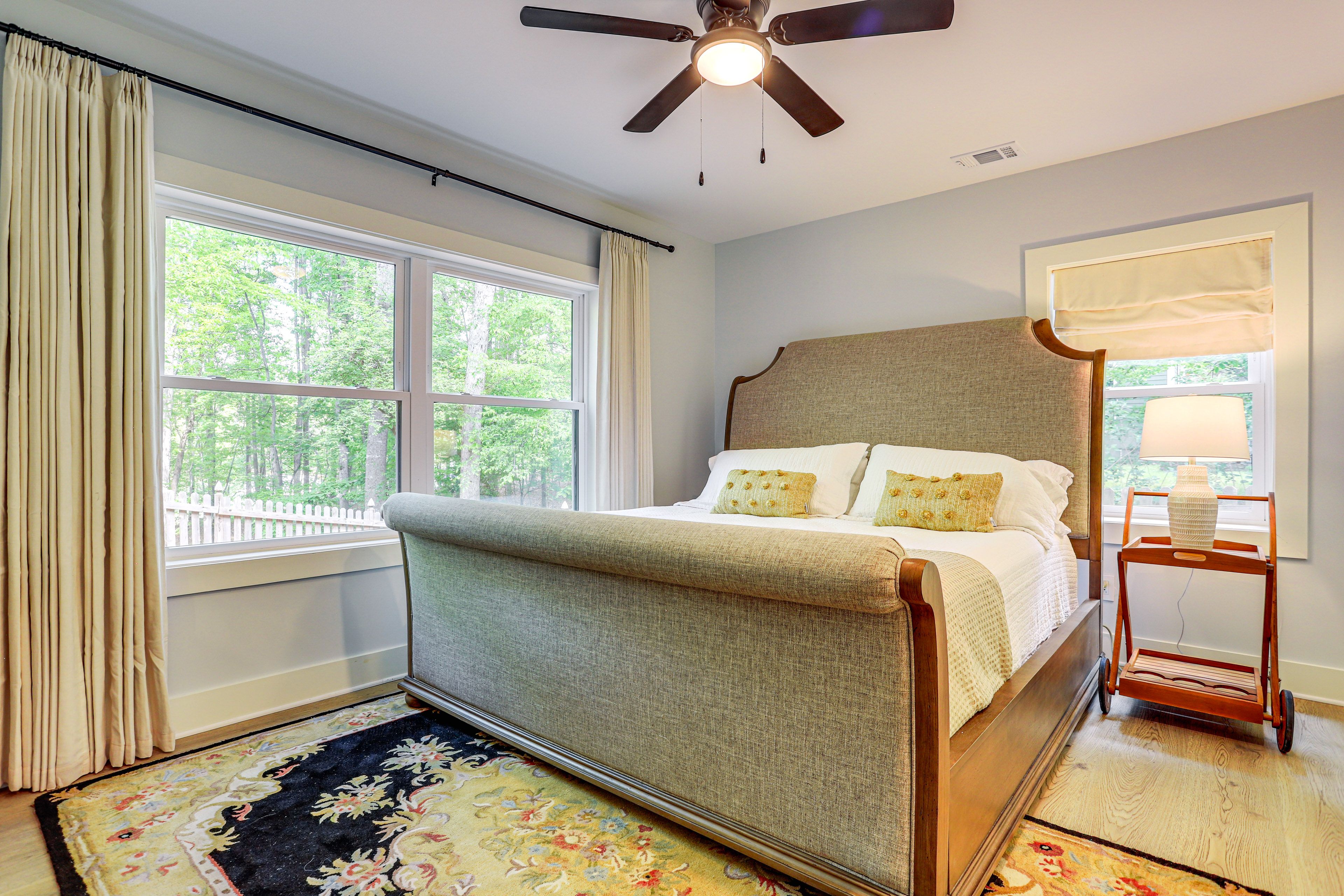 Bedroom 3 | Lower Floor | King Bed | Linens Provided