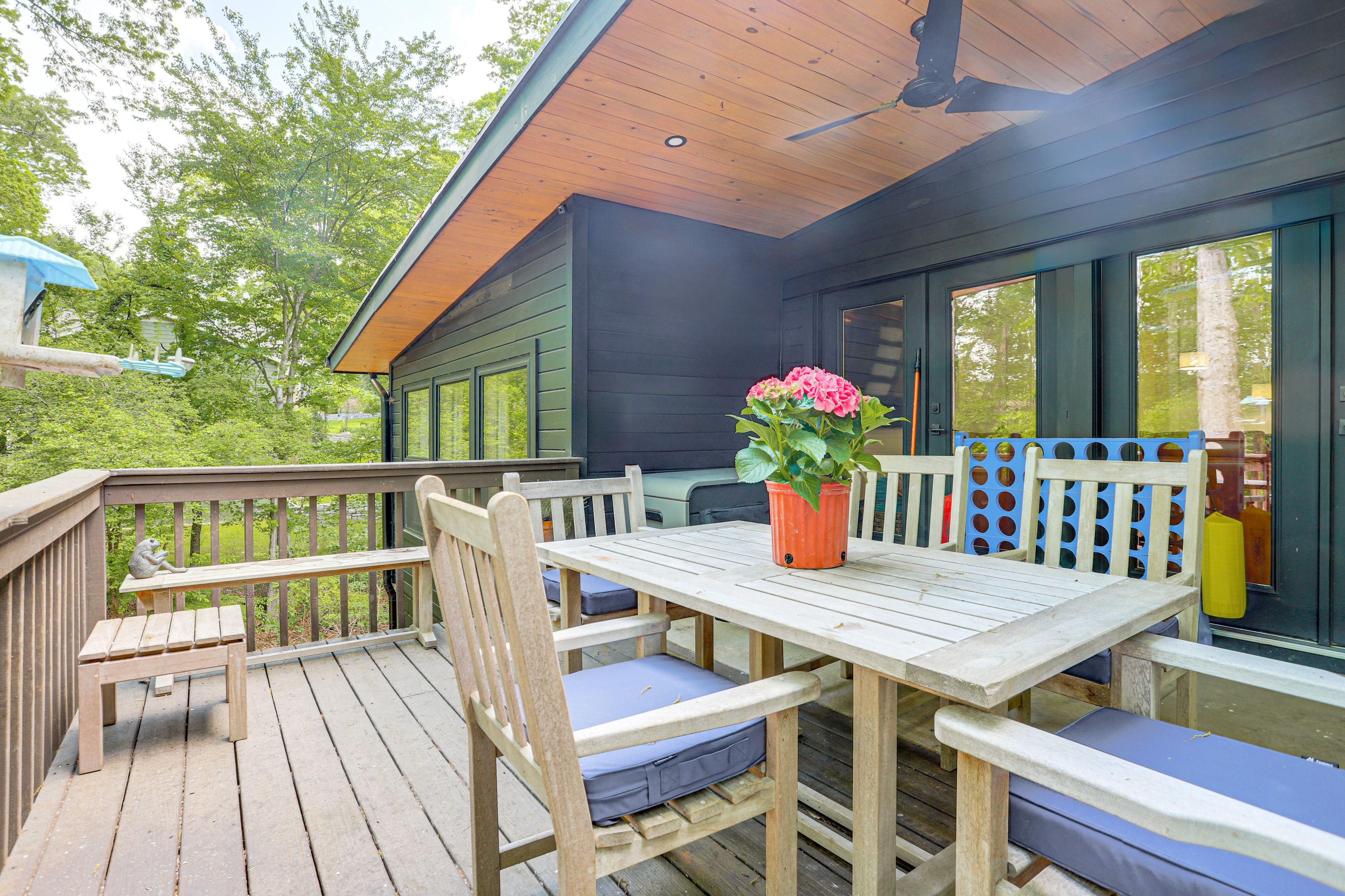 Deck