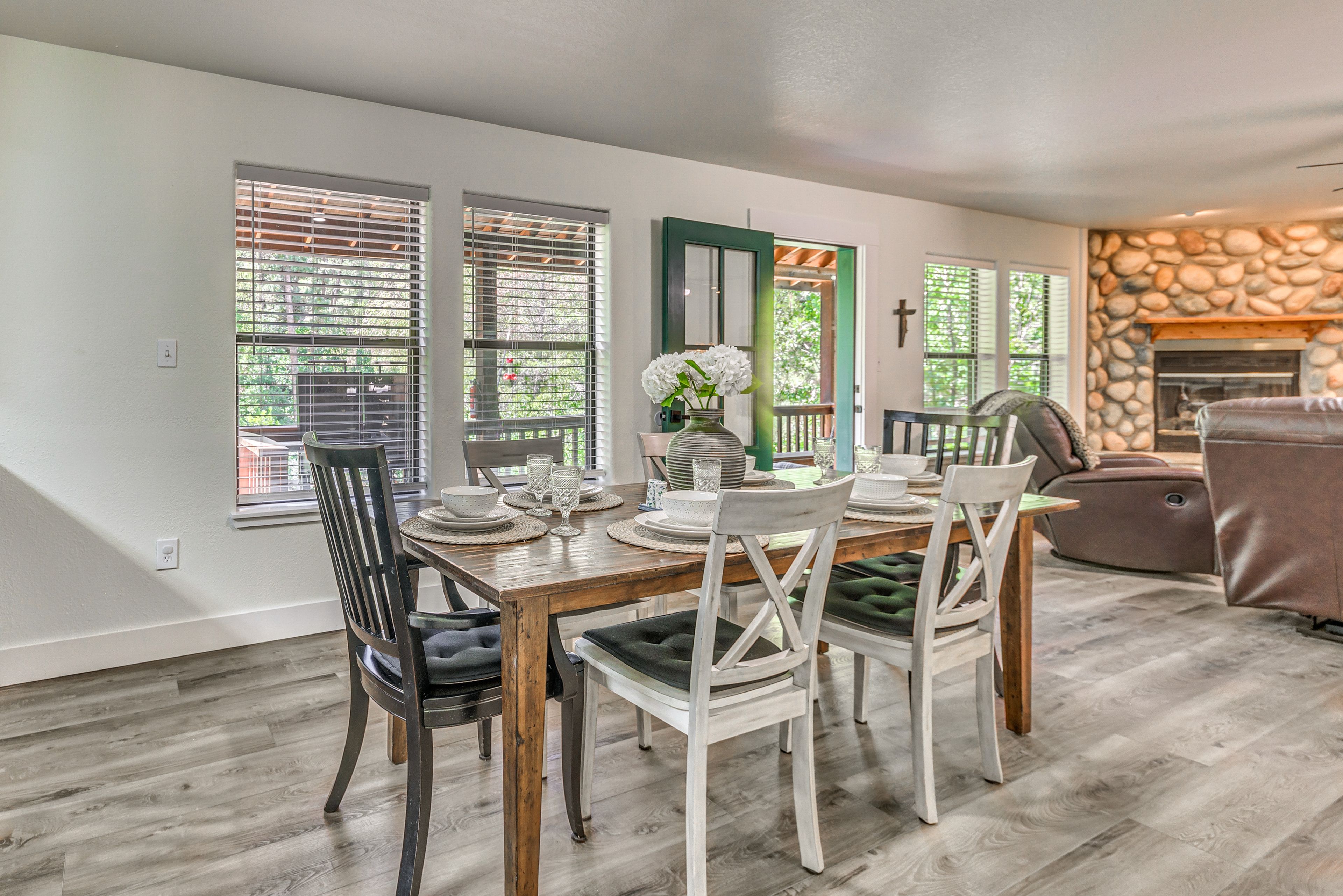 Dining Area | Dishware & Flatware | Central A/C & Heat | 1st Floor