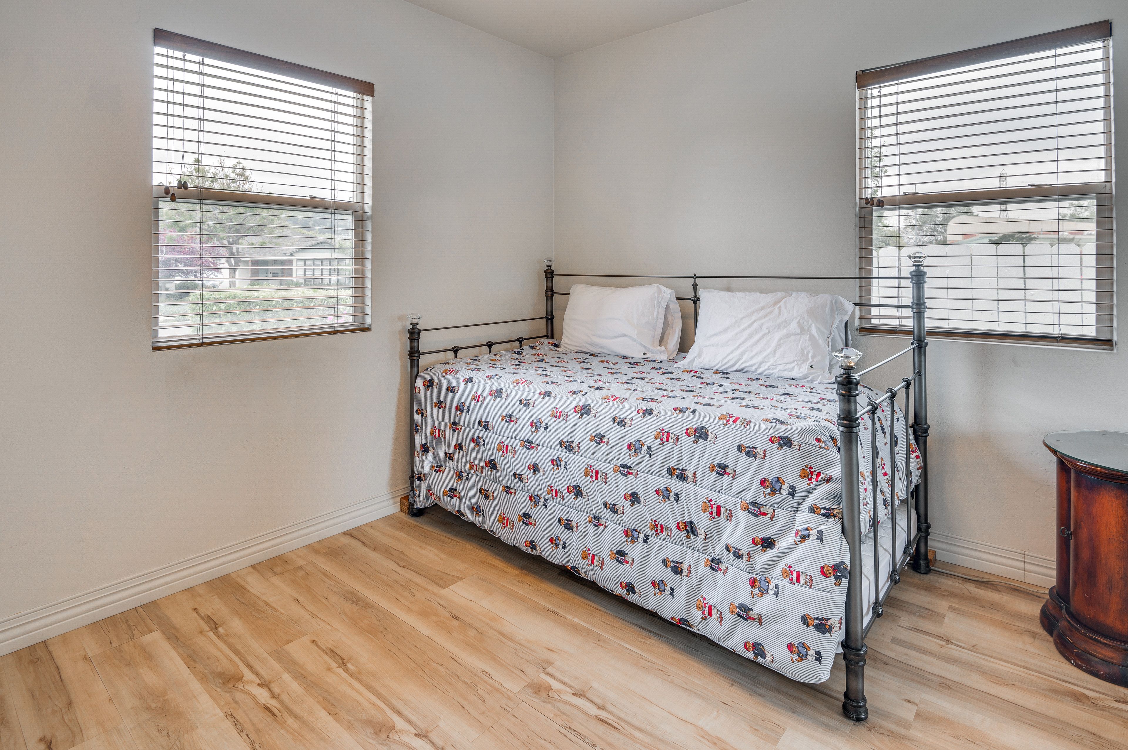 Bedroom 3 | Twin Daybed w/ Twin Trundle | Linens Provided
