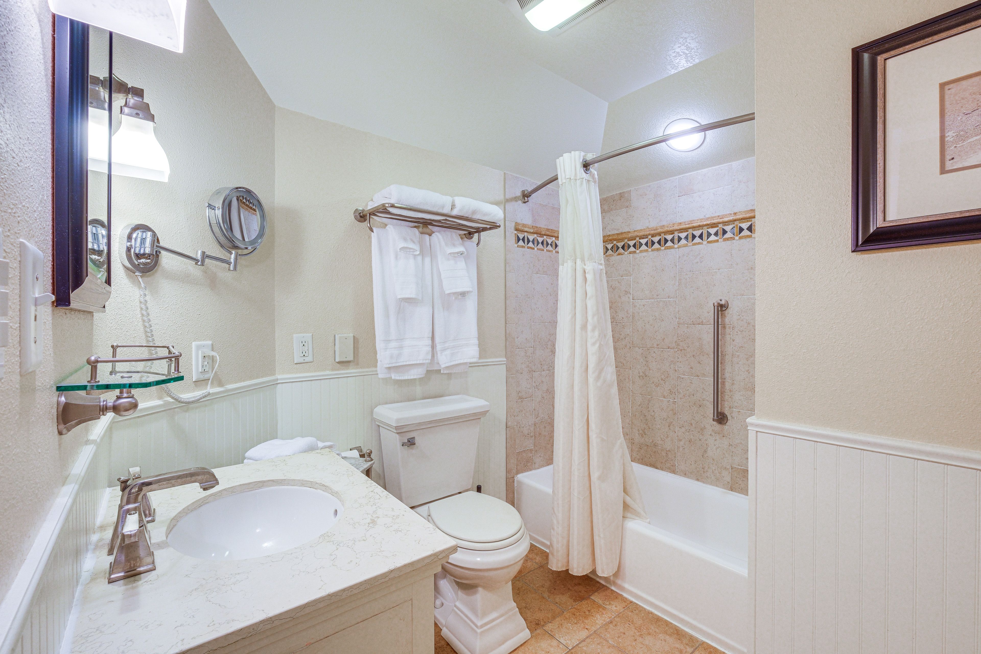 Full Bathroom