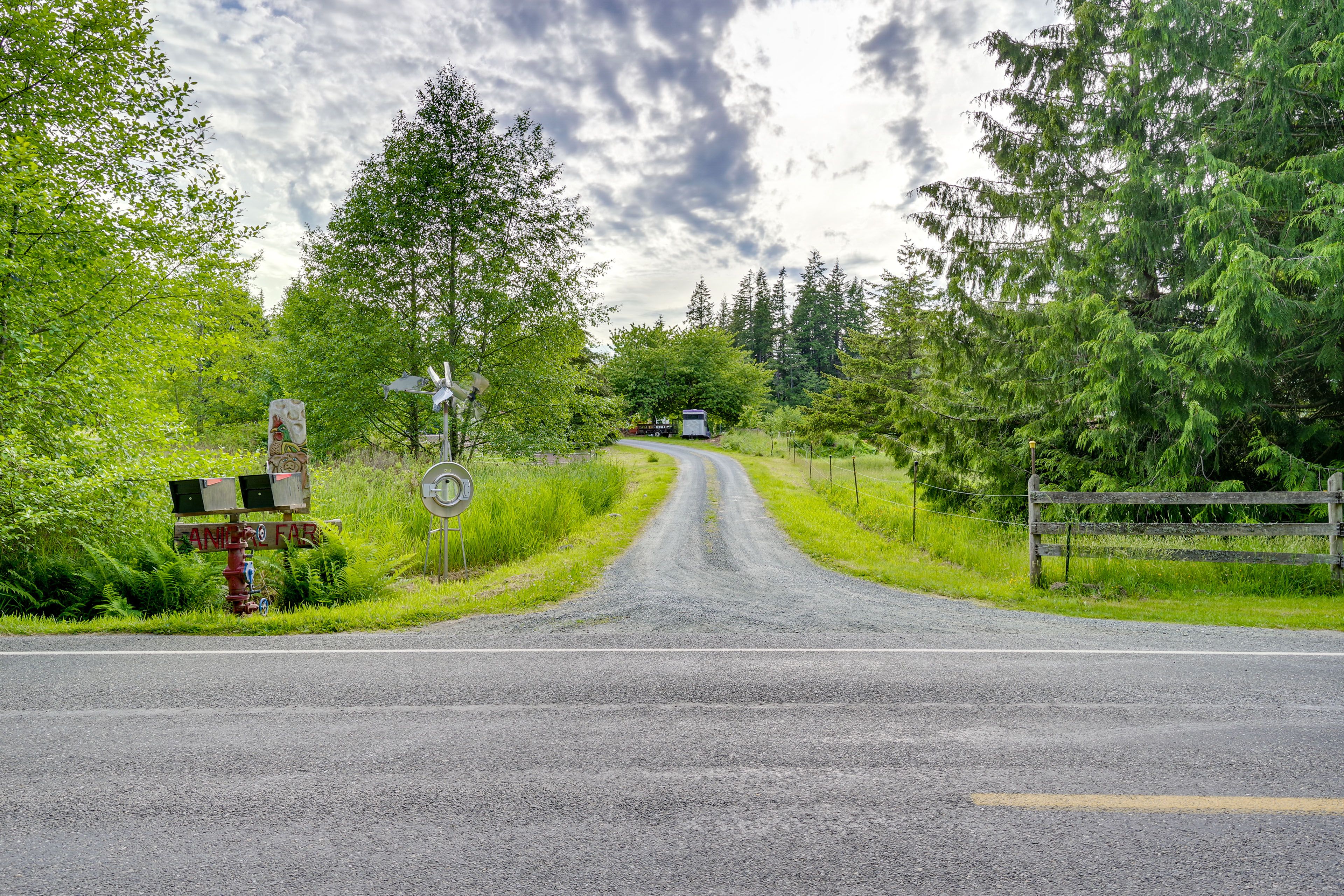 Driveway Entrance