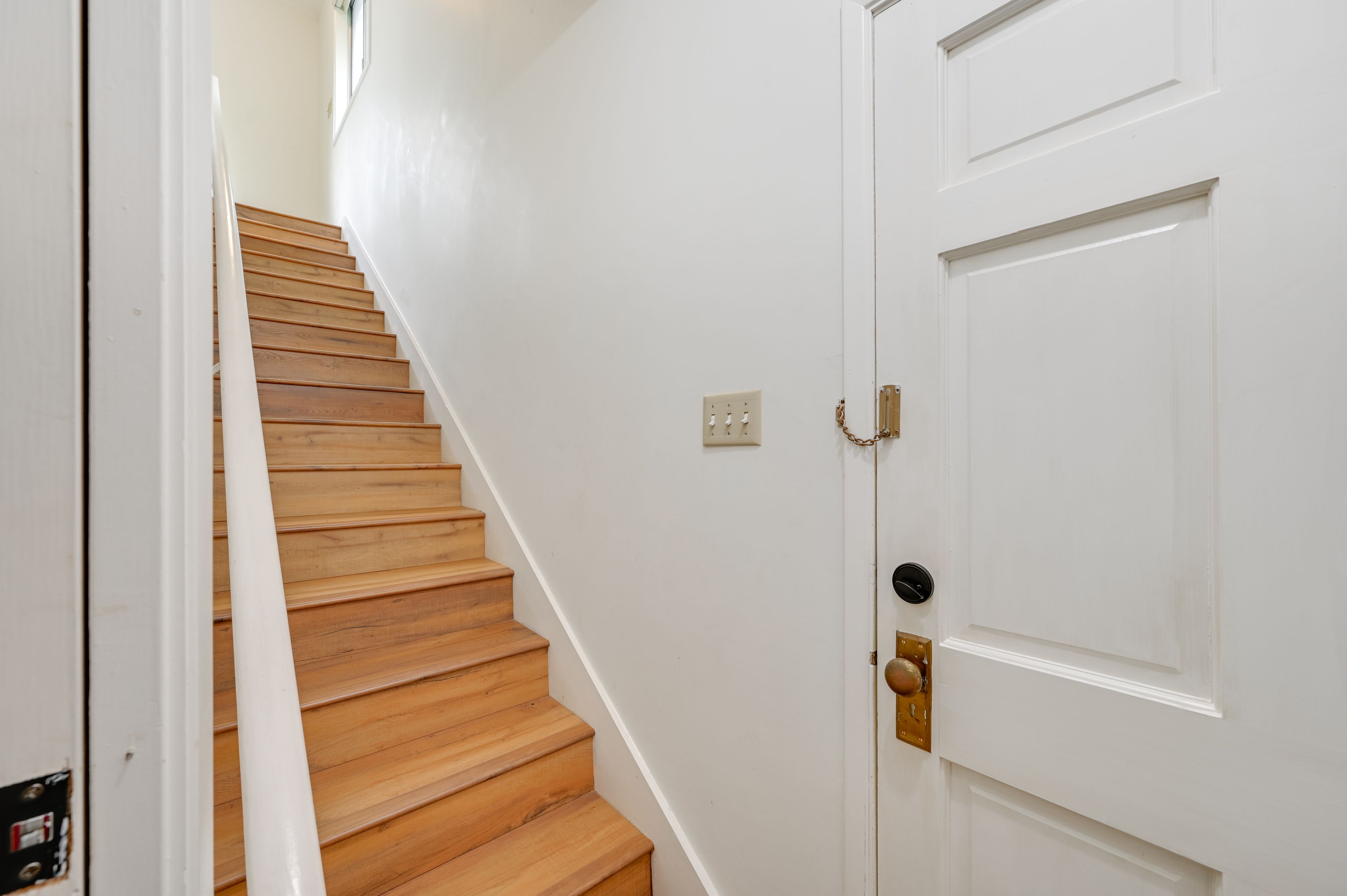 Staircase to Bedroom 1 | 1st Floor