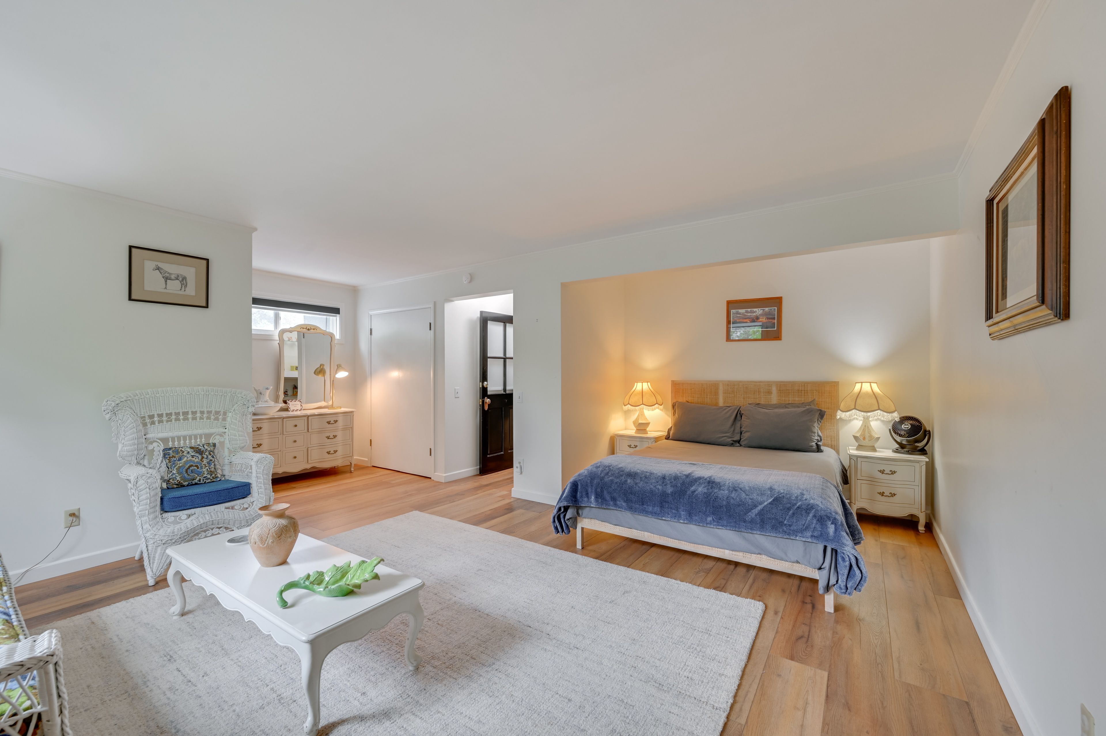 Bedroom 3 | King Bed | 1st Floor