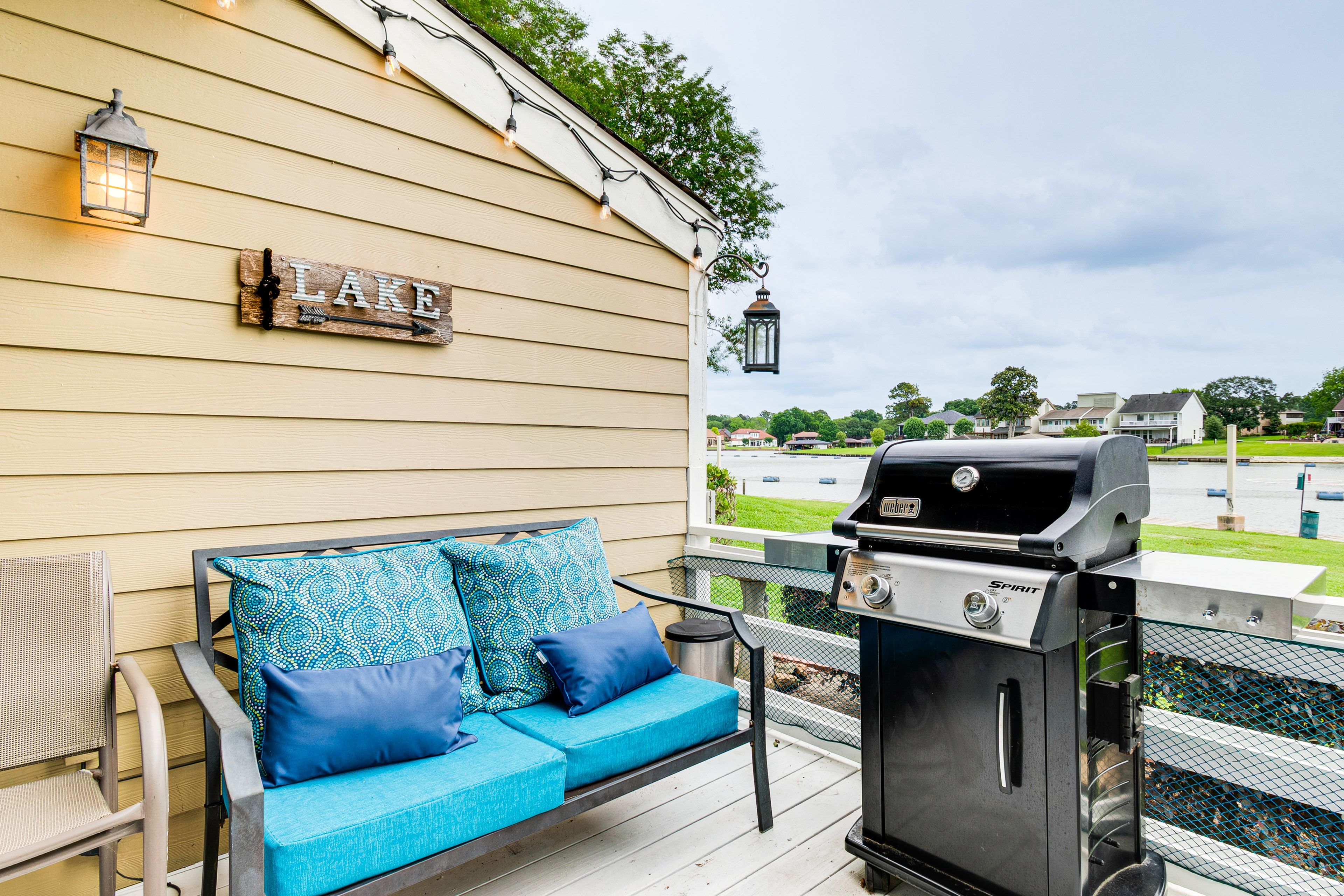 Furnished Deck | Gas Grill | Dining Area