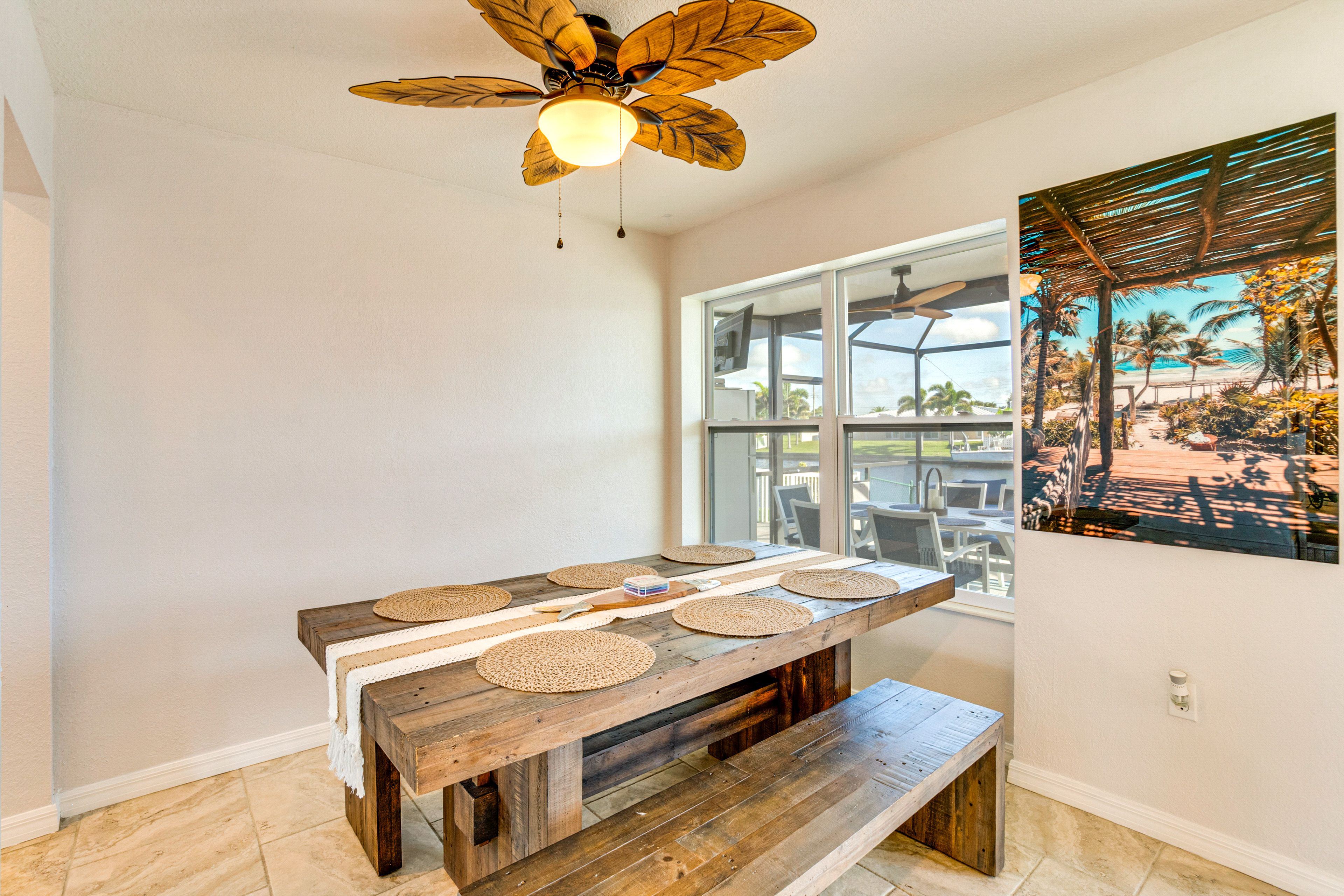 Dining Table | Dishware/Flatware