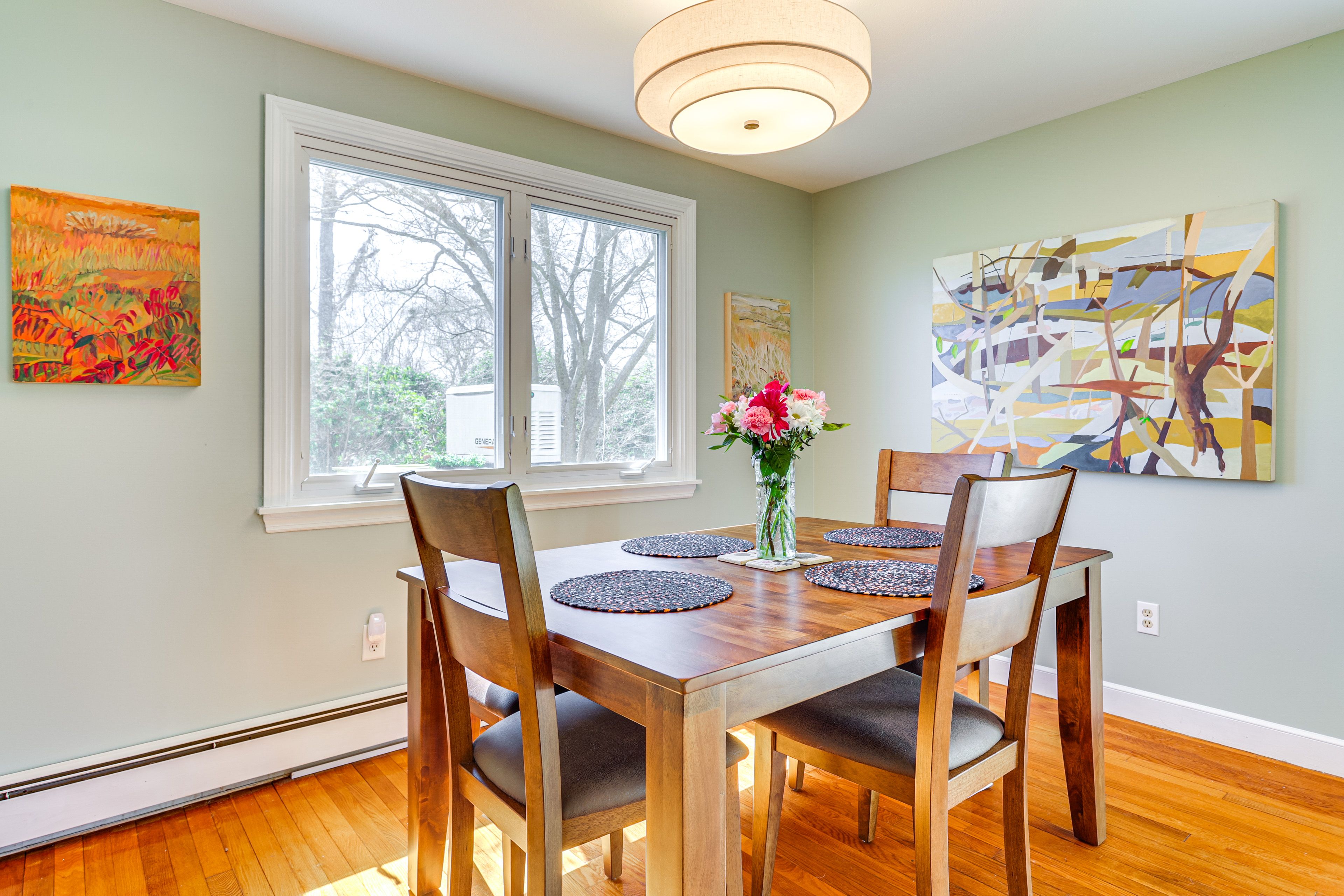 Dining Area | 1st Floor