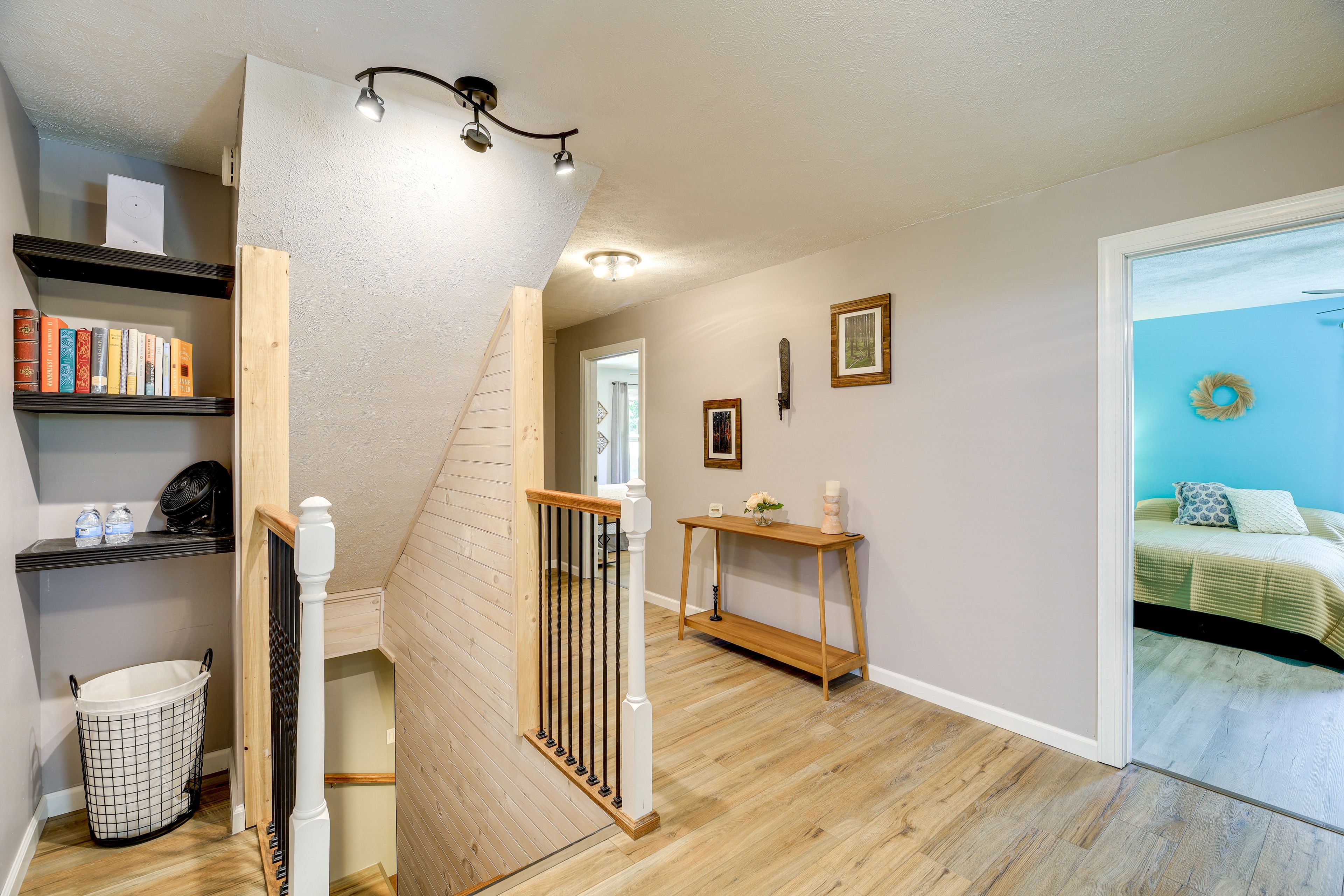 Upstairs Hallway | 2nd Floor