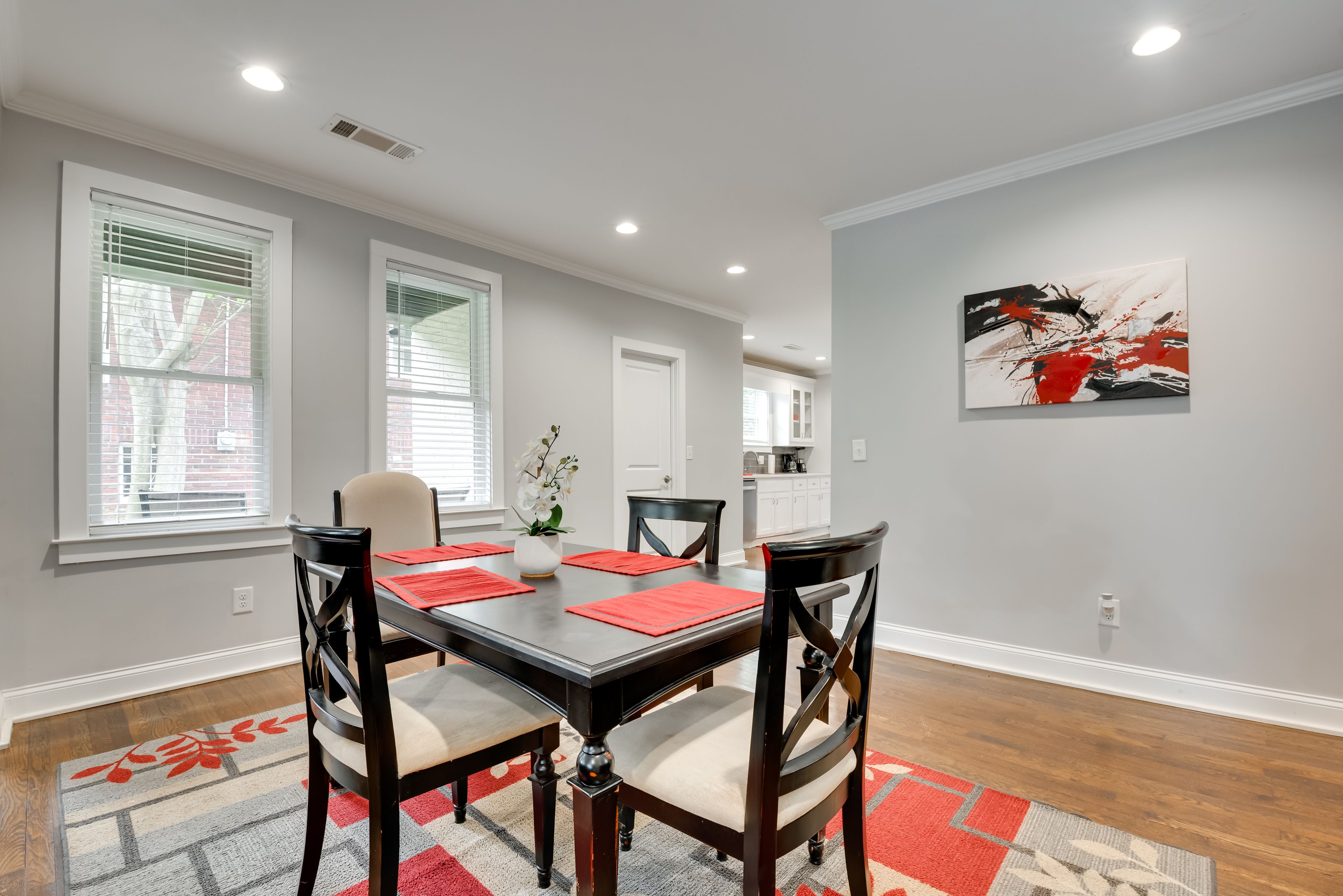 Dining Area | Dishware/Flatware