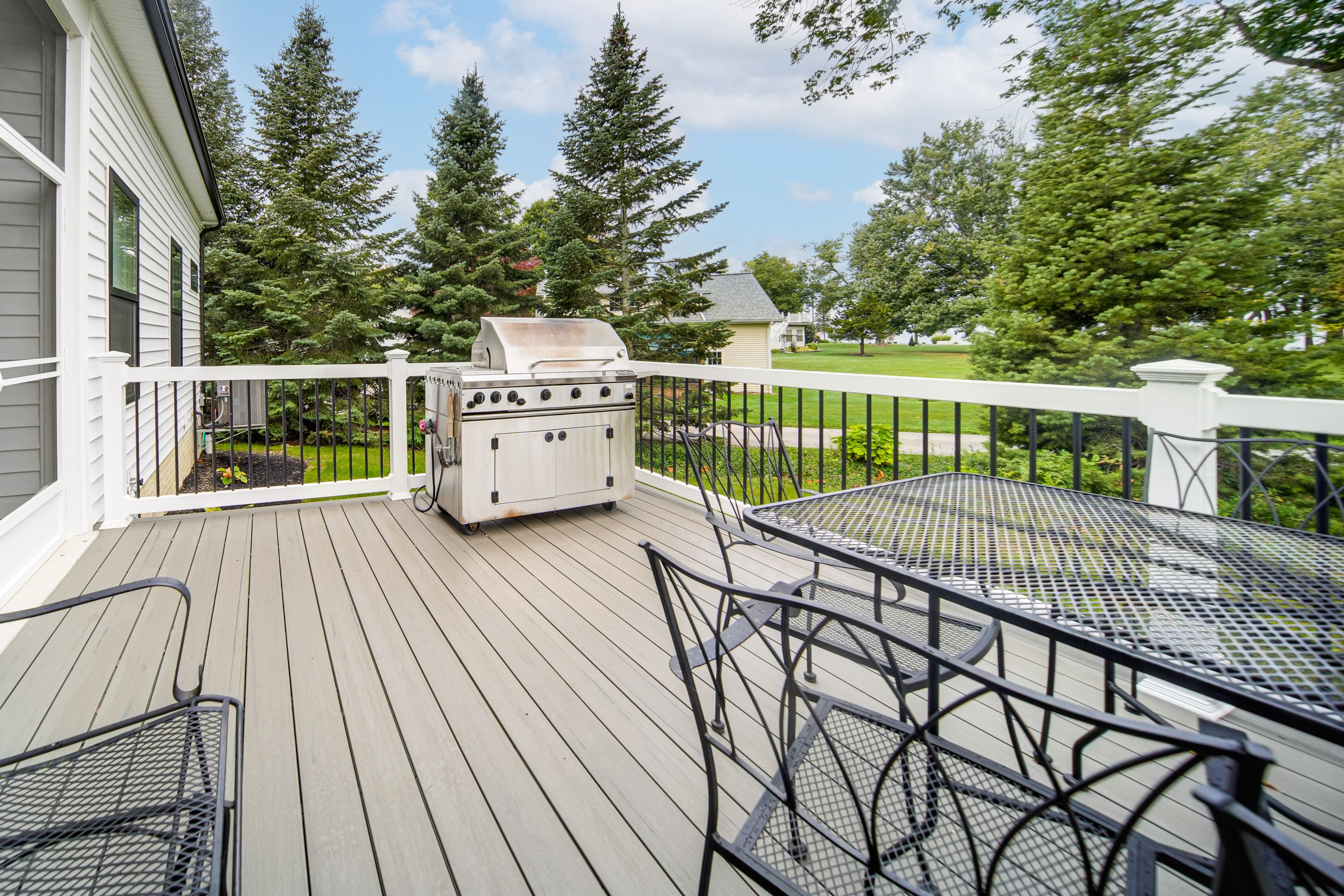 House Exterior | Furnished Deck | Dining Area | Gas Grill