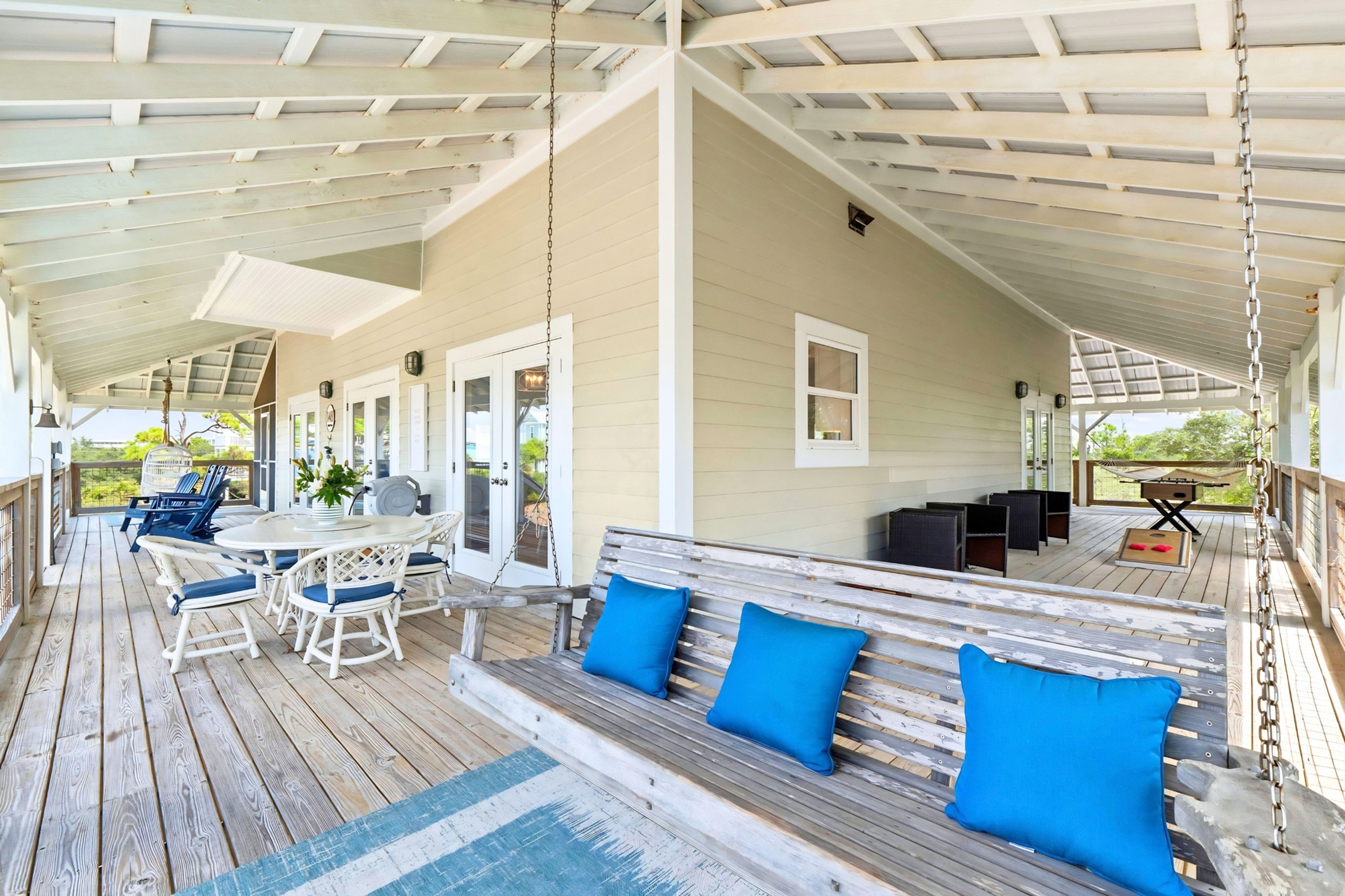 Covered Deck | Outdoor Dining & Seating