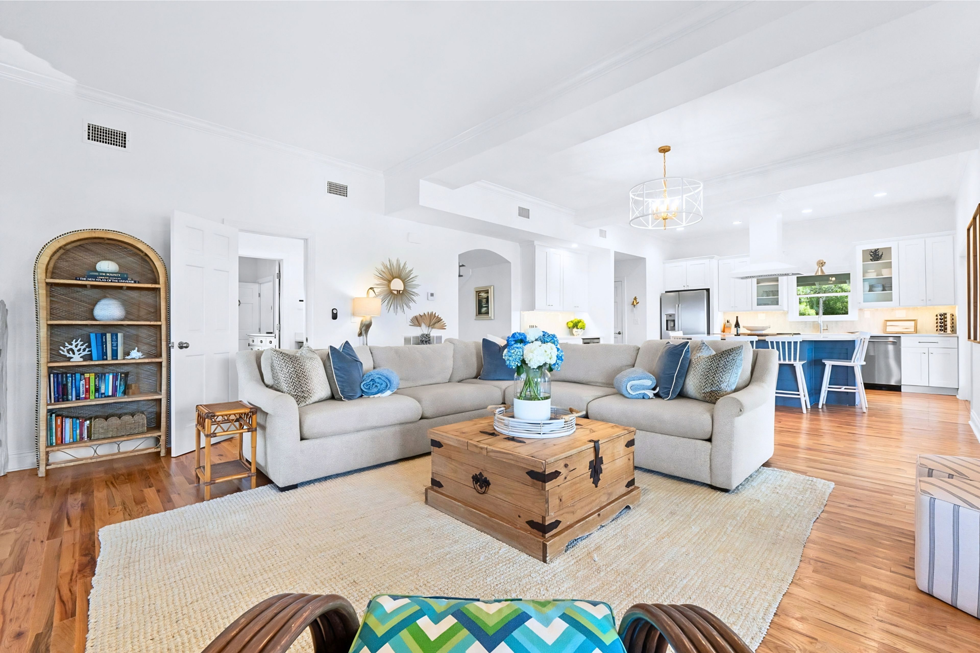 Interior | Open Floor Plan | Free WiFi