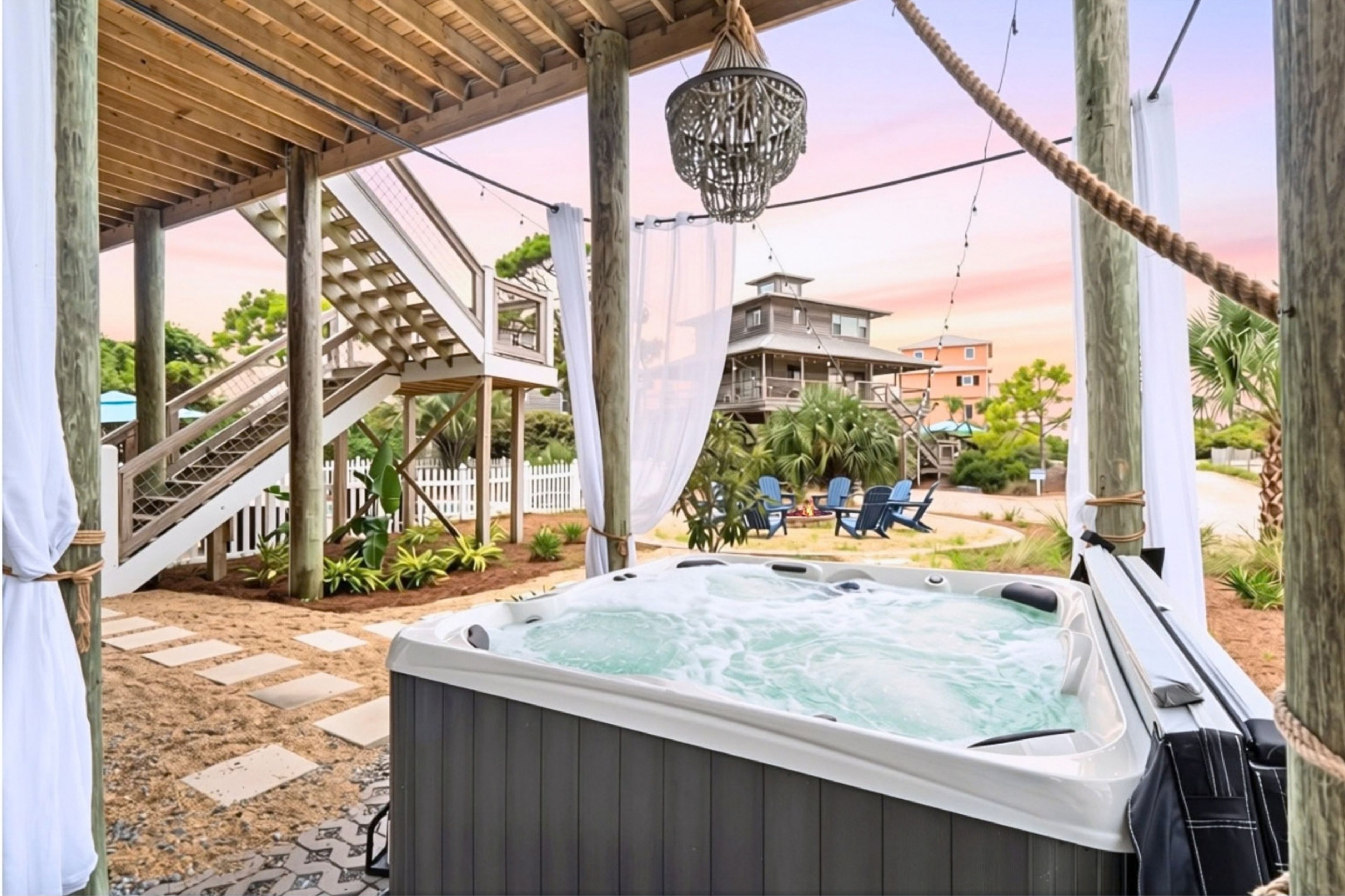 Private Backyard | Hot Tub | Fire Pit