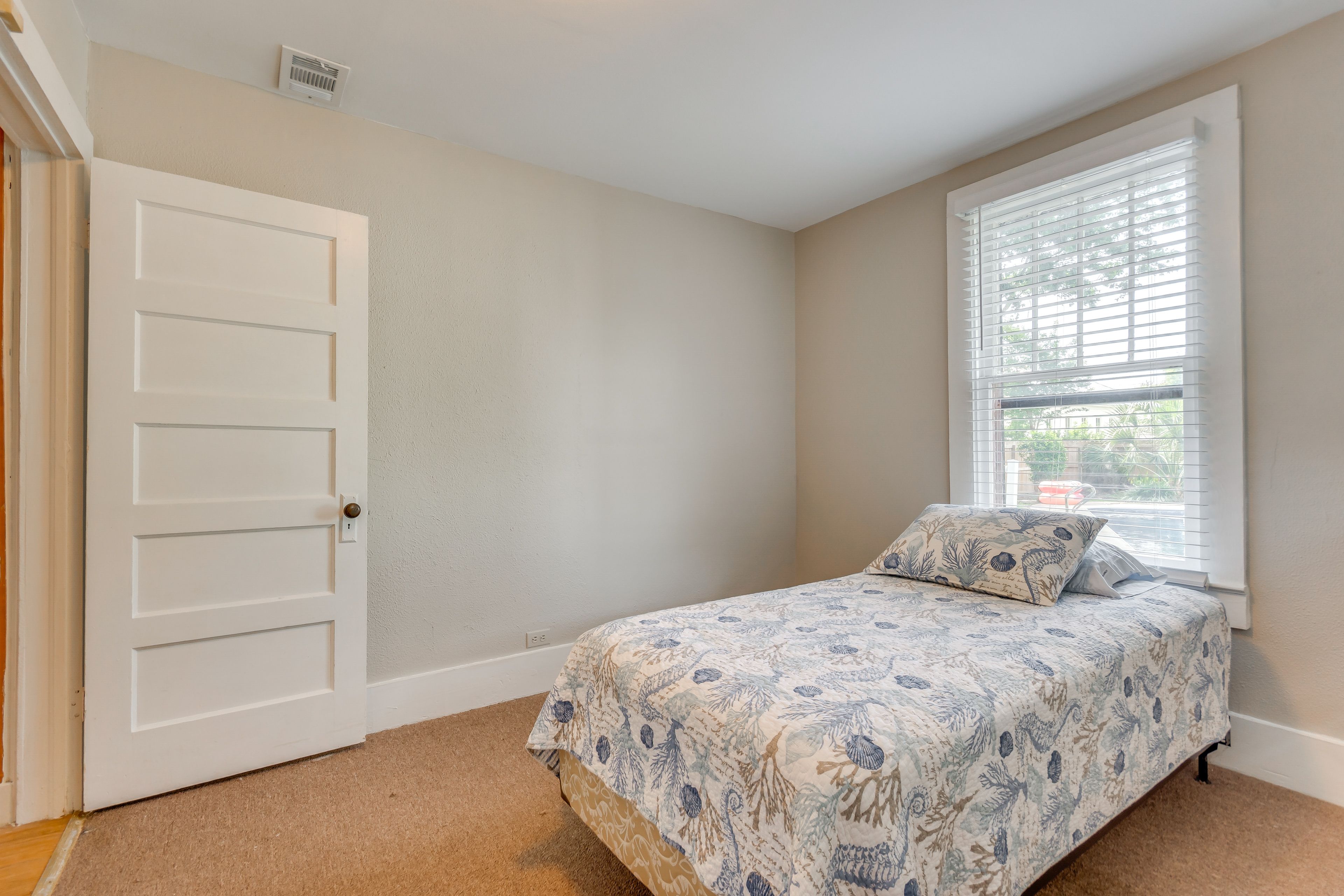 Bedroom 3 | Twin Bed
