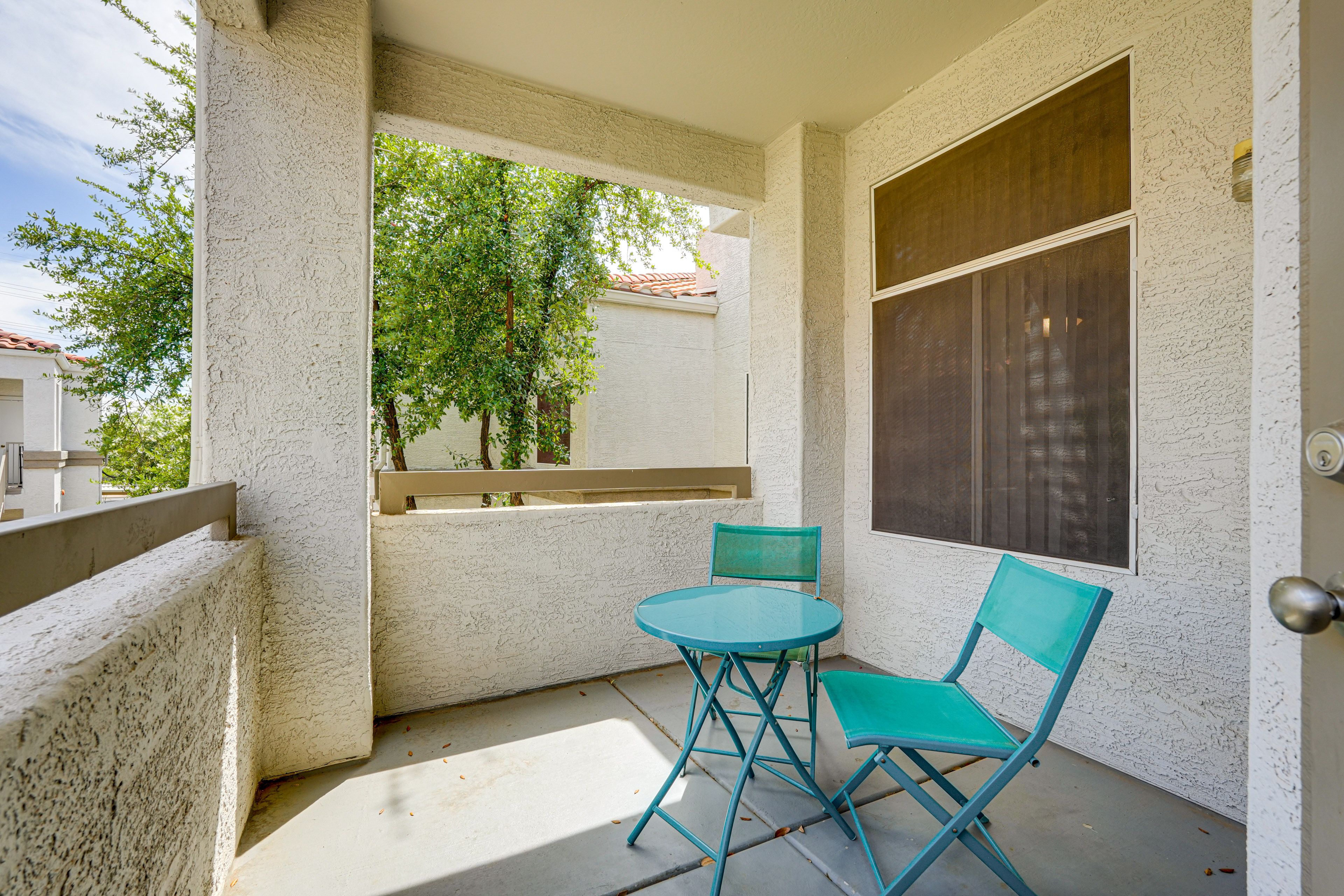 Balcony | Bistro Table