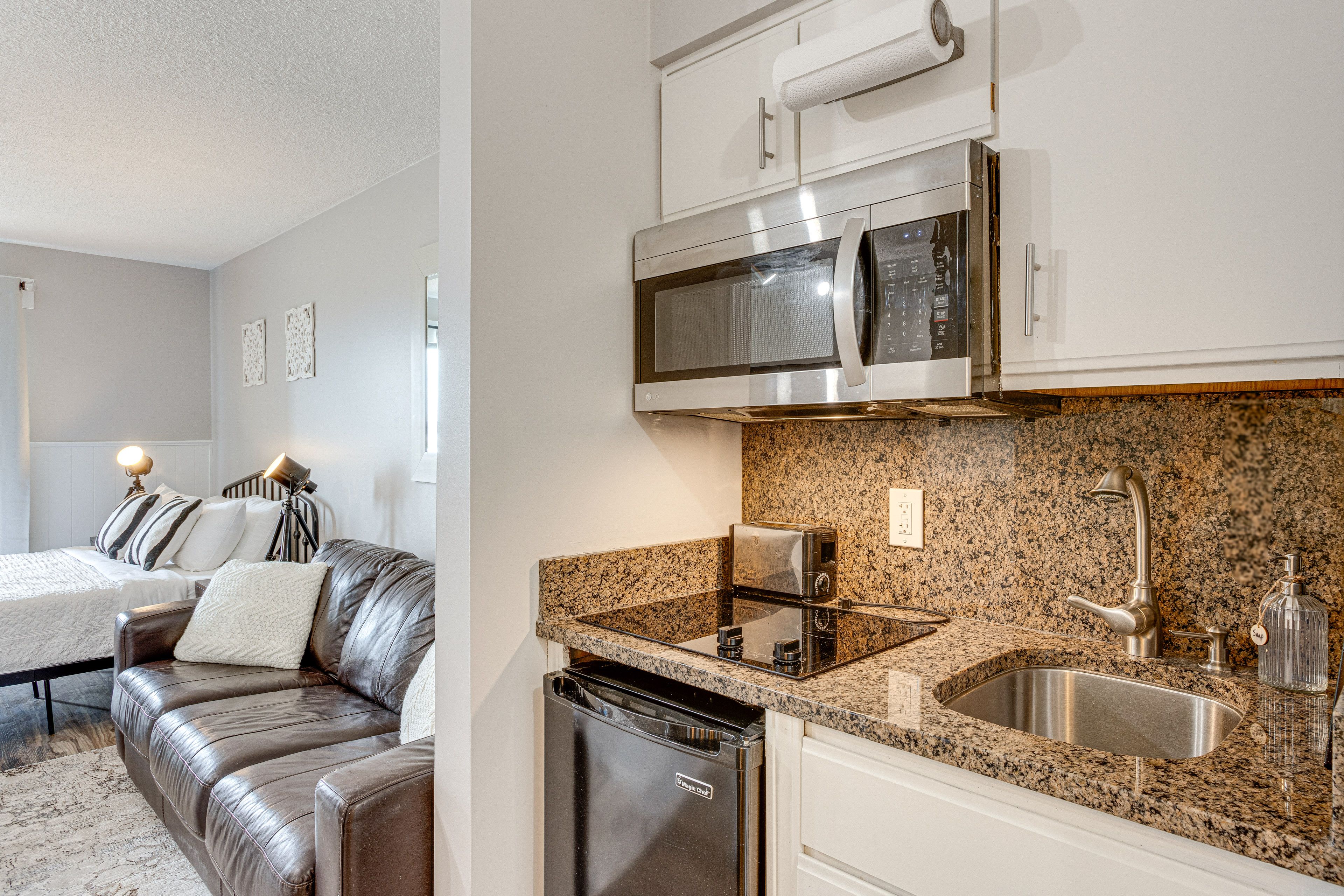 Kitchenette