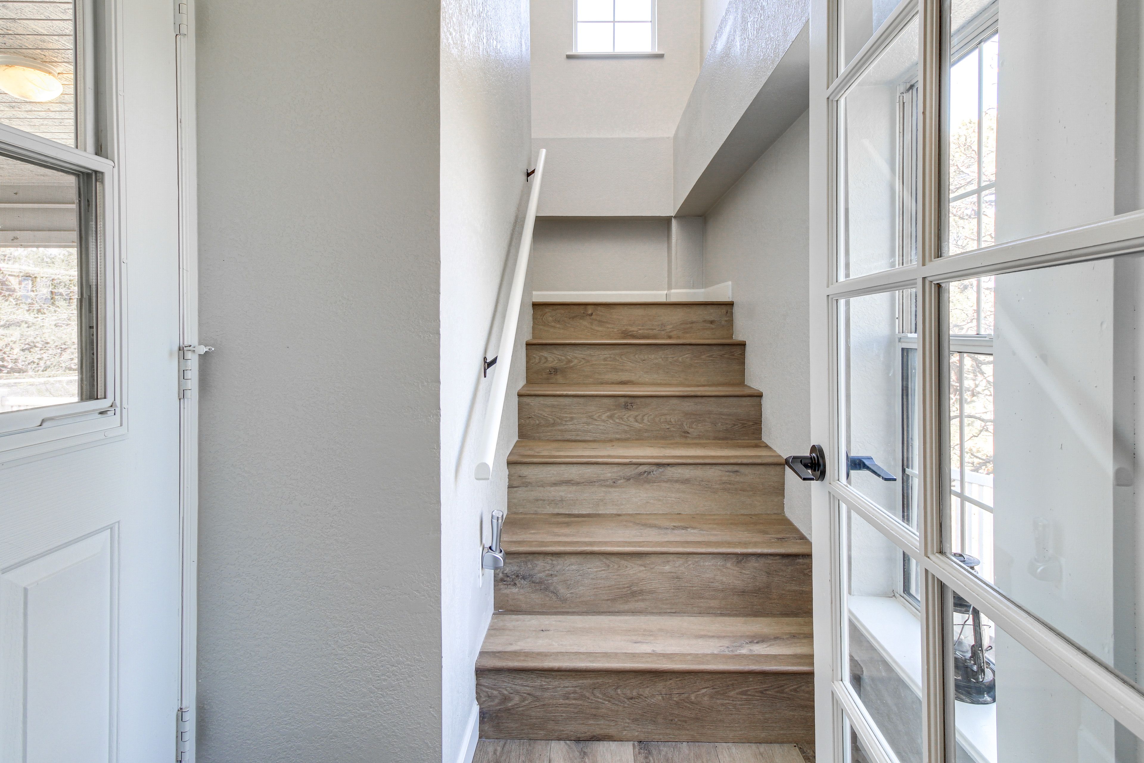 Stairs to 2nd Floor