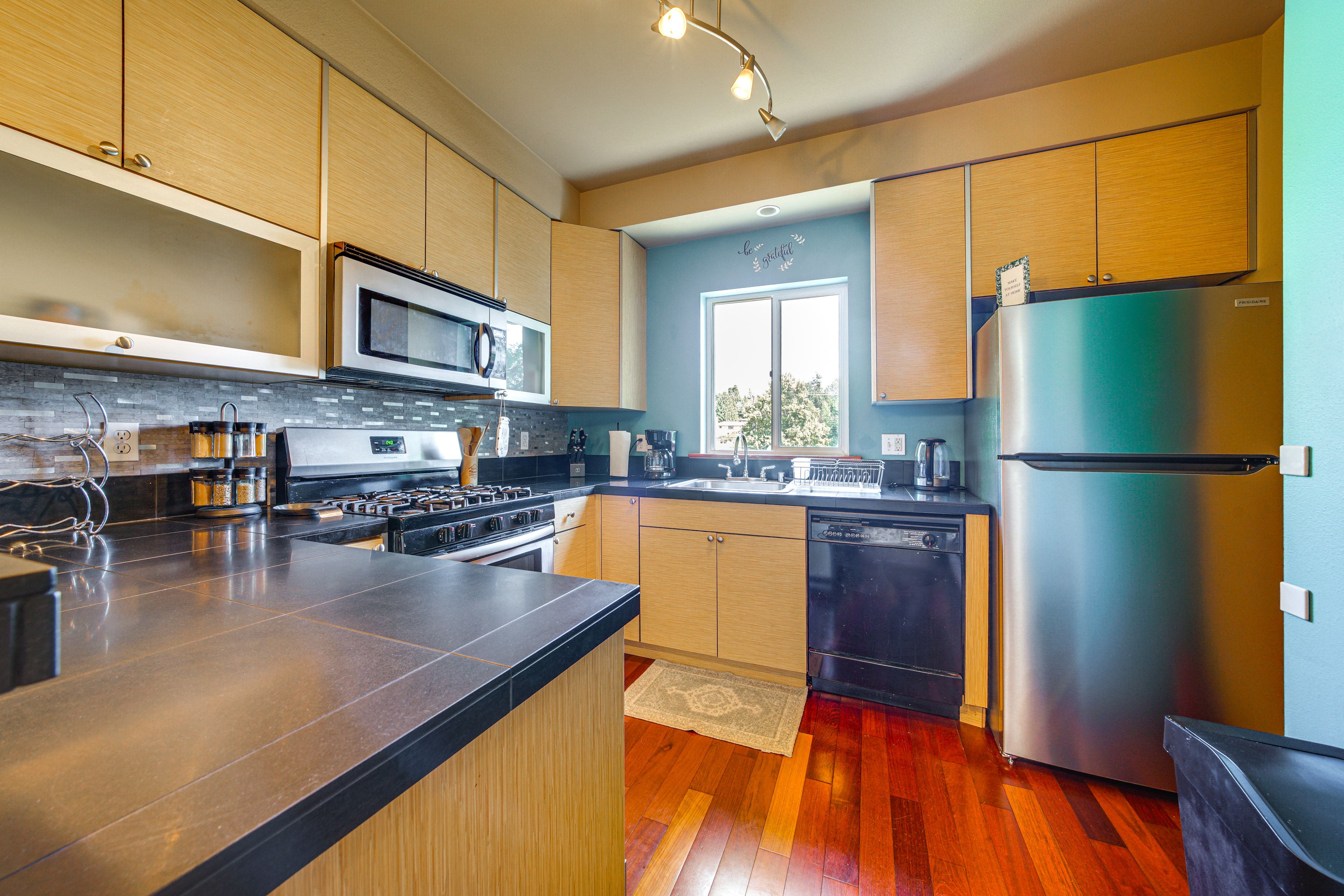 Kitchen | 2nd Floor | Drip Coffee Maker | Spices