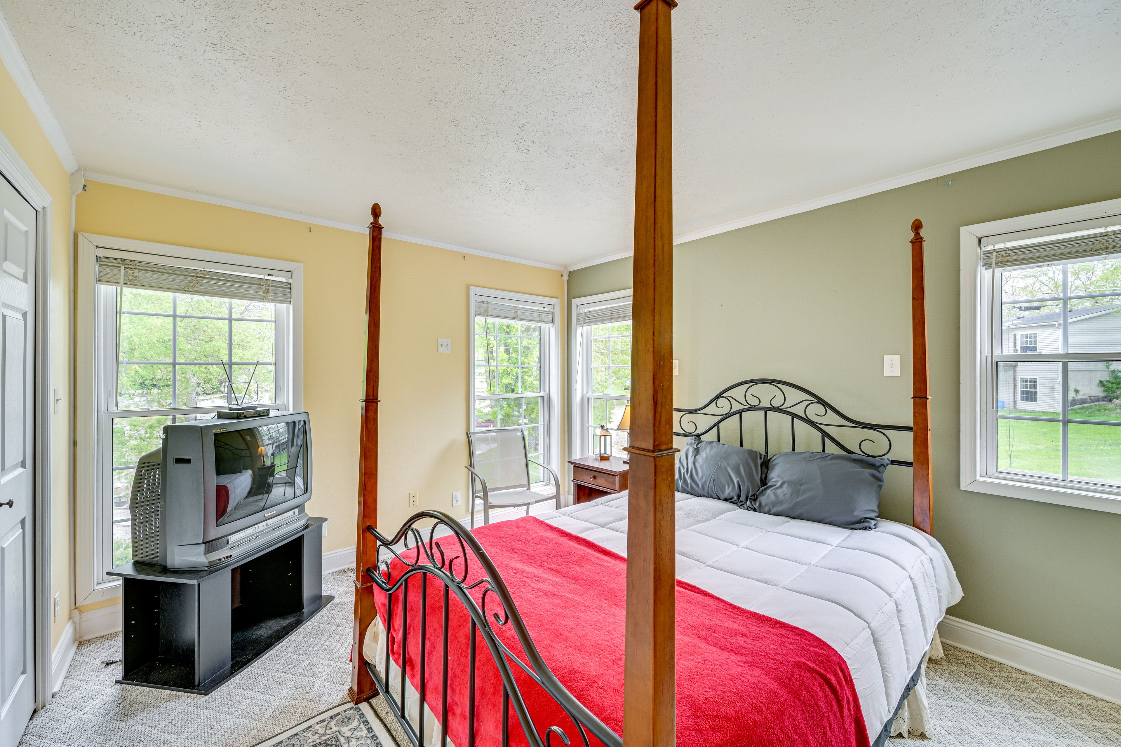 Bedroom 3 | Queen Bed | 2nd Floor