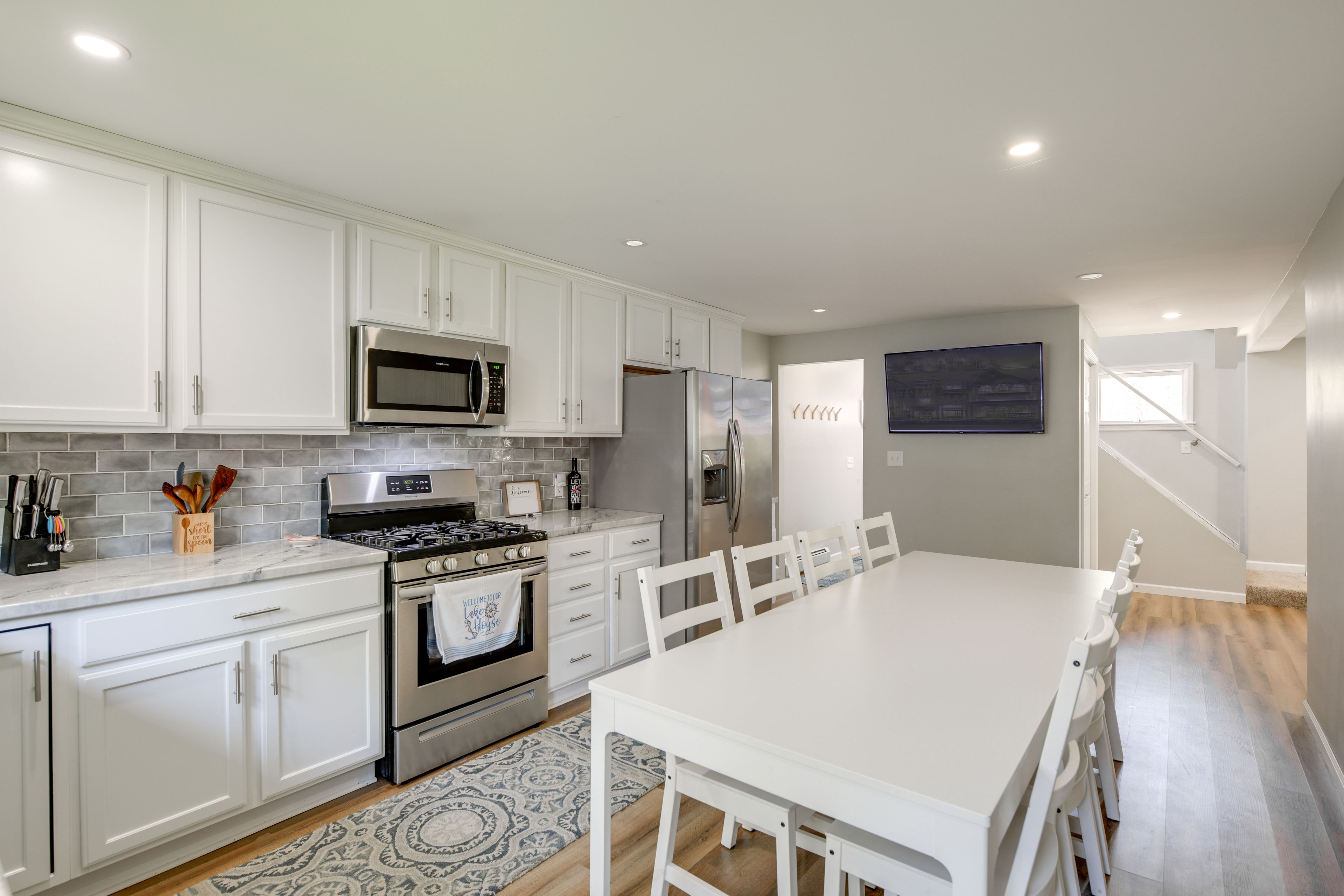 Kitchen | Dining Area | 1st Floor