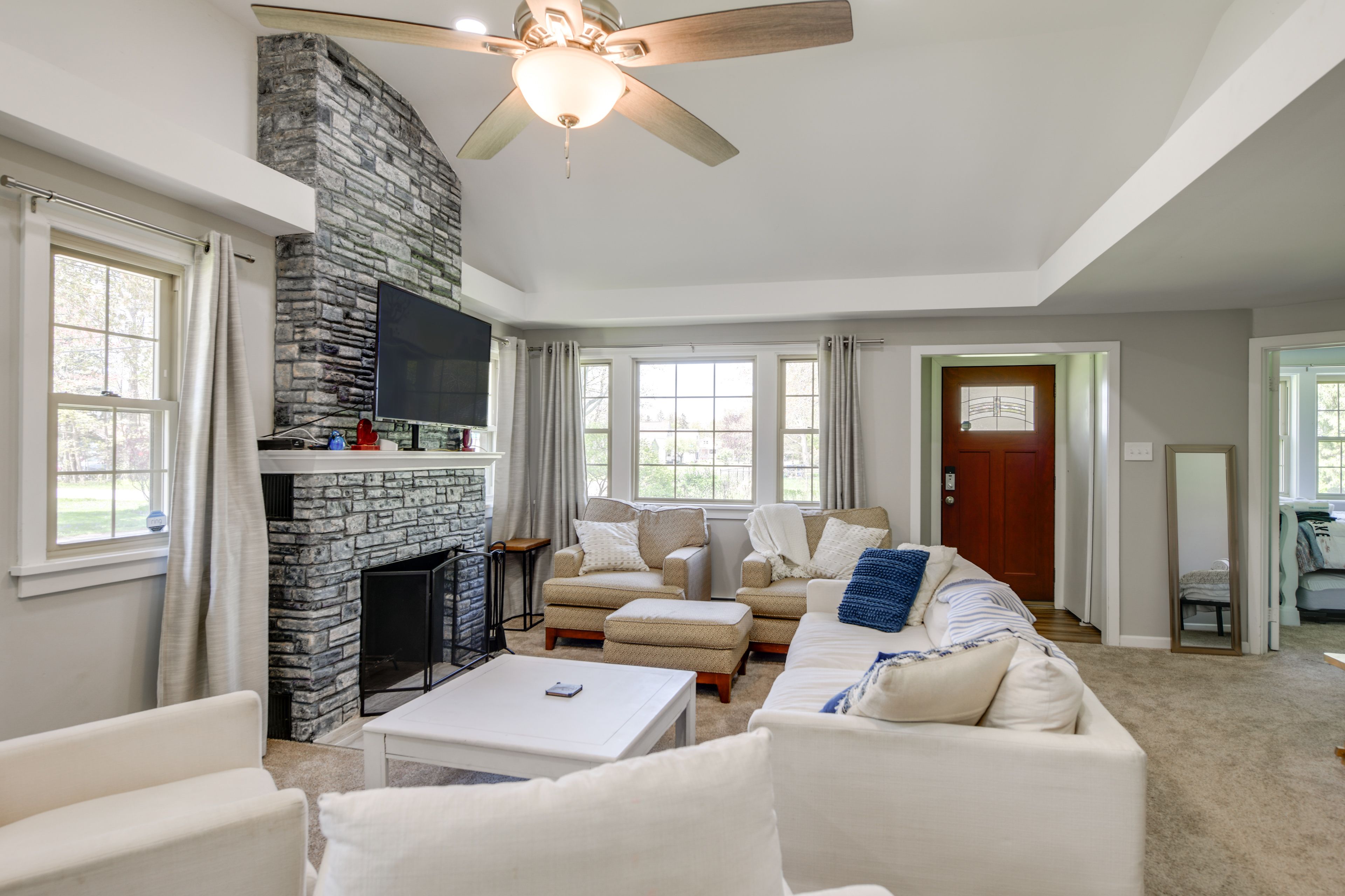 Angola Vacation Rental | 4BR | 2BA | 1,462 Sq Ft | 4 Steps to Enter