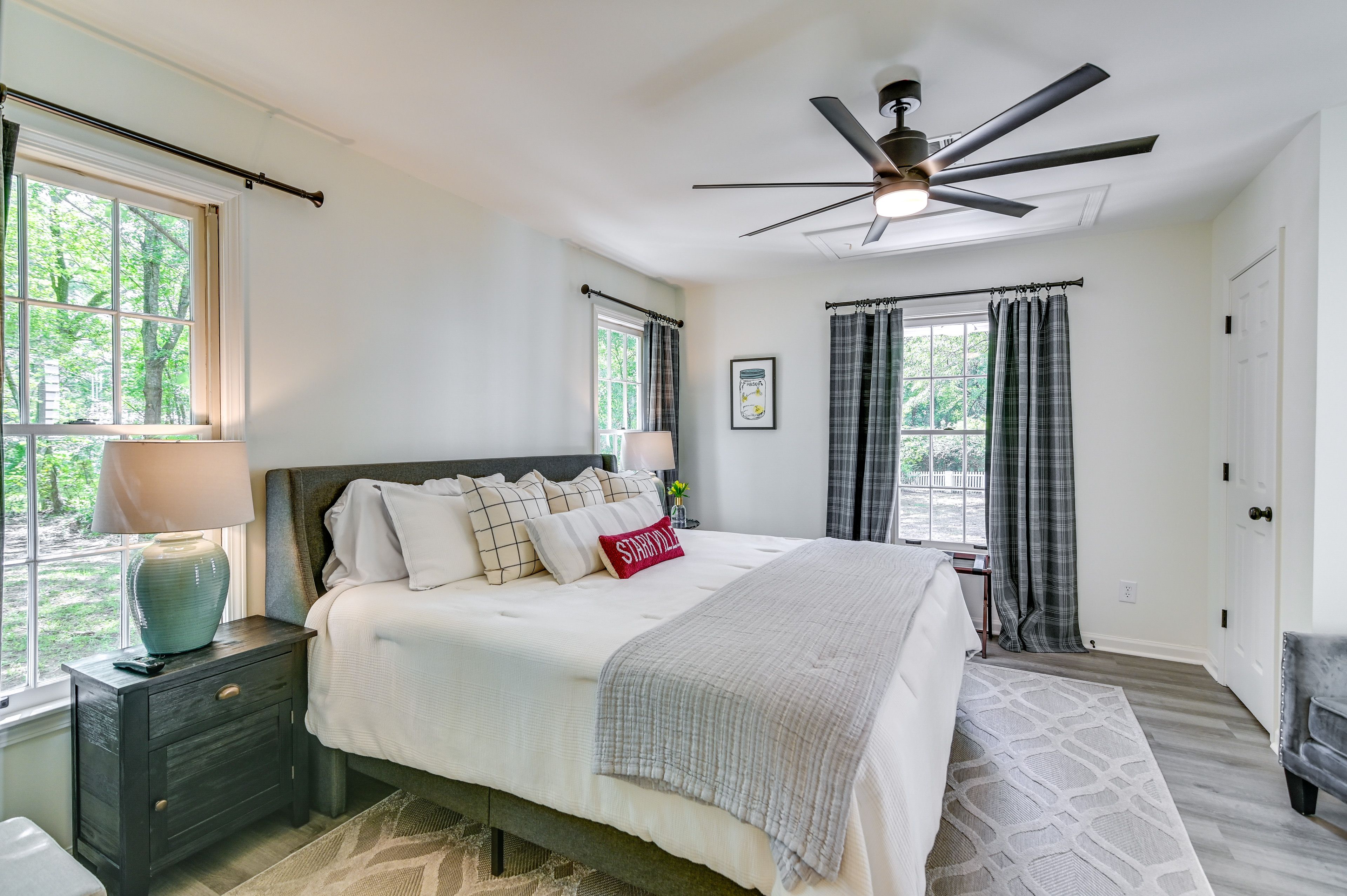 Bedroom 1 | King Bed | Linens Provided | Smart TV