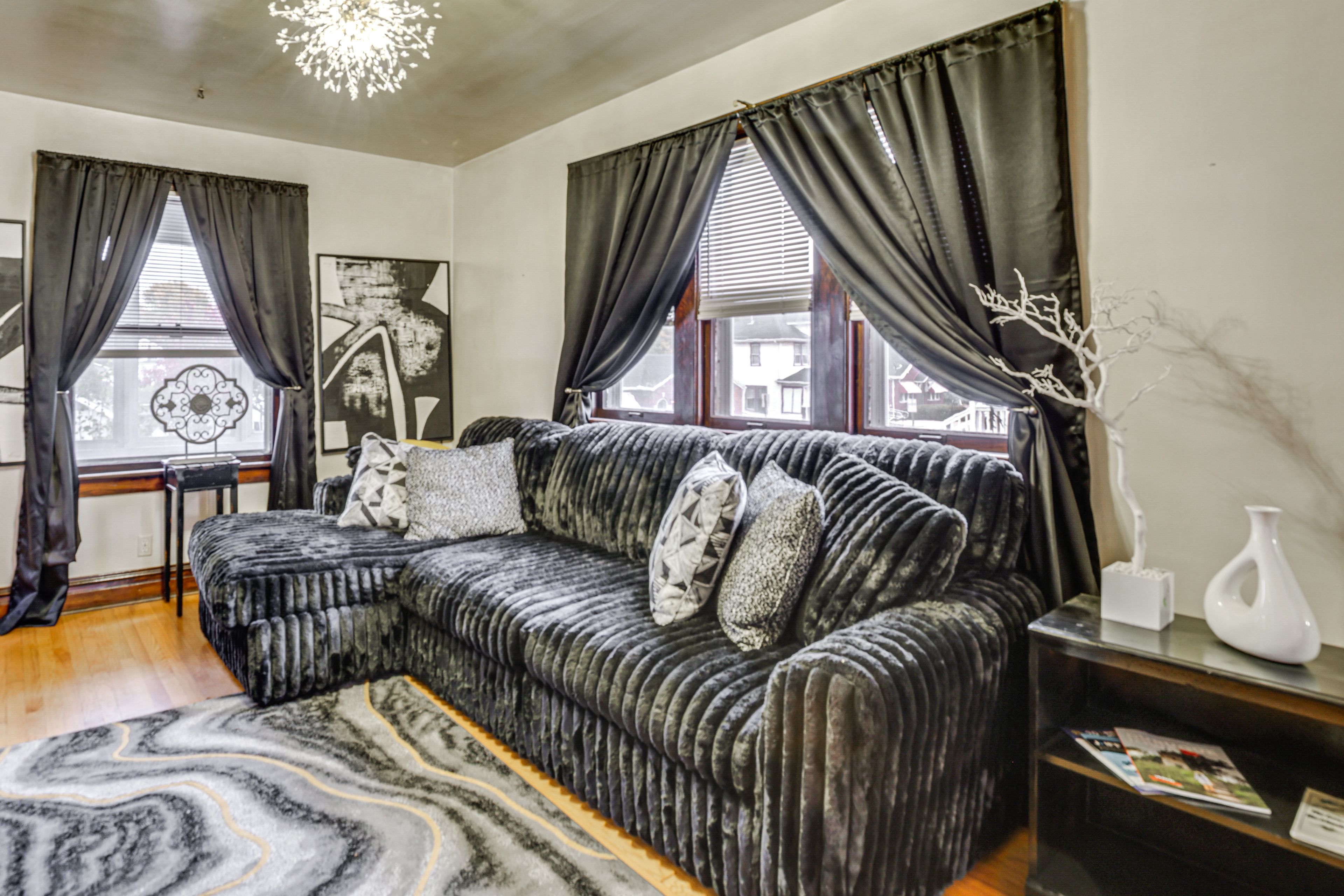 Living Room | Flat-Screen TV | Main Level