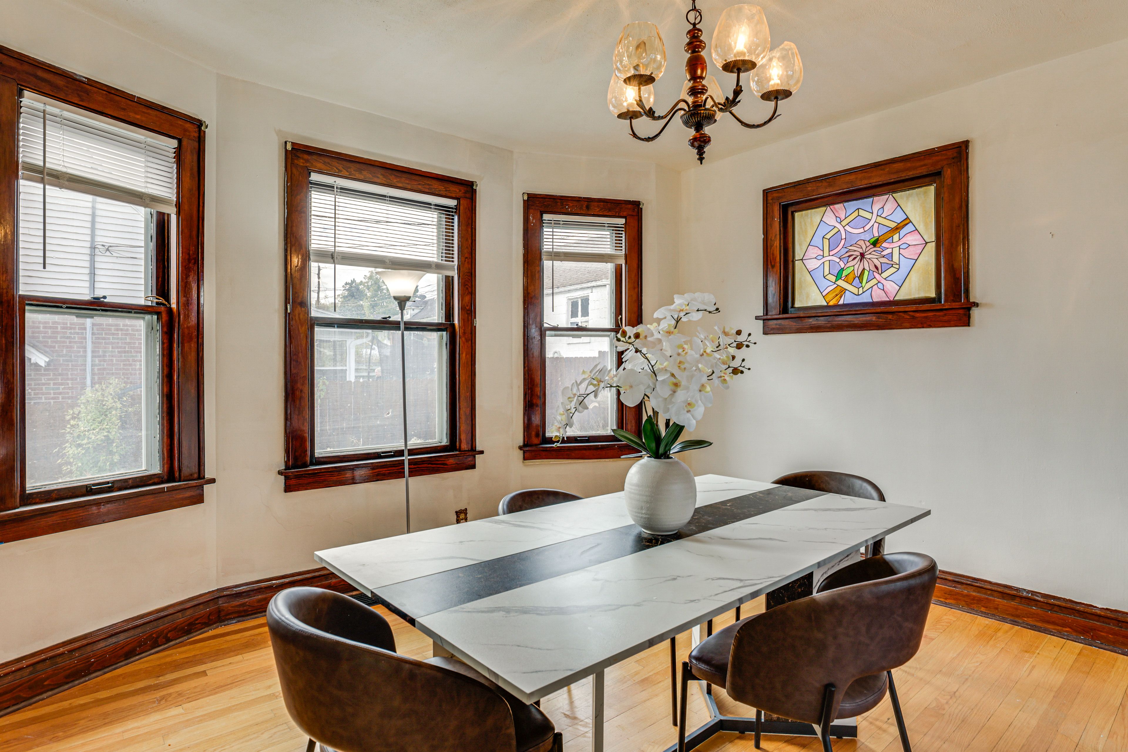 Dining Room | Central Air Conditioning/Heat